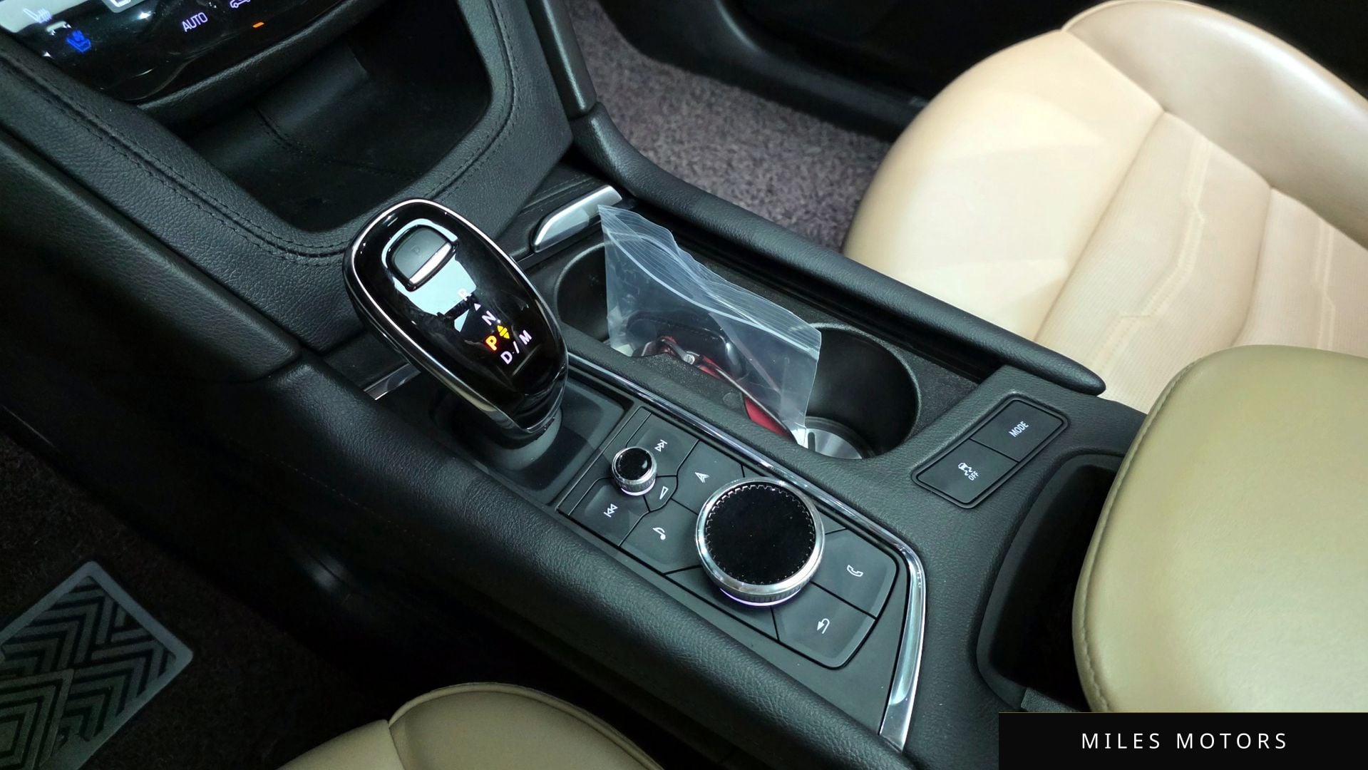 Cadillac XT5 2022 — миниатюра 9
