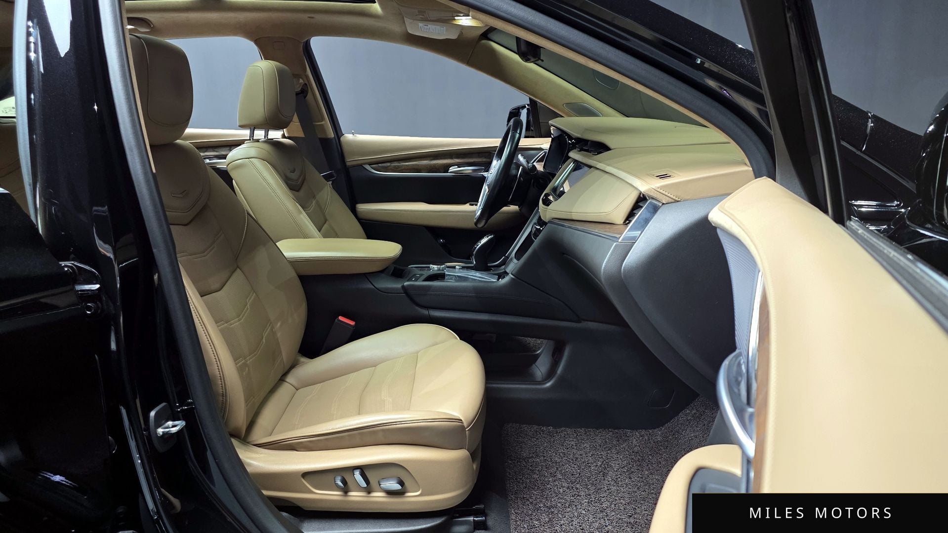Cadillac XT5 2022 — миниатюра 11
