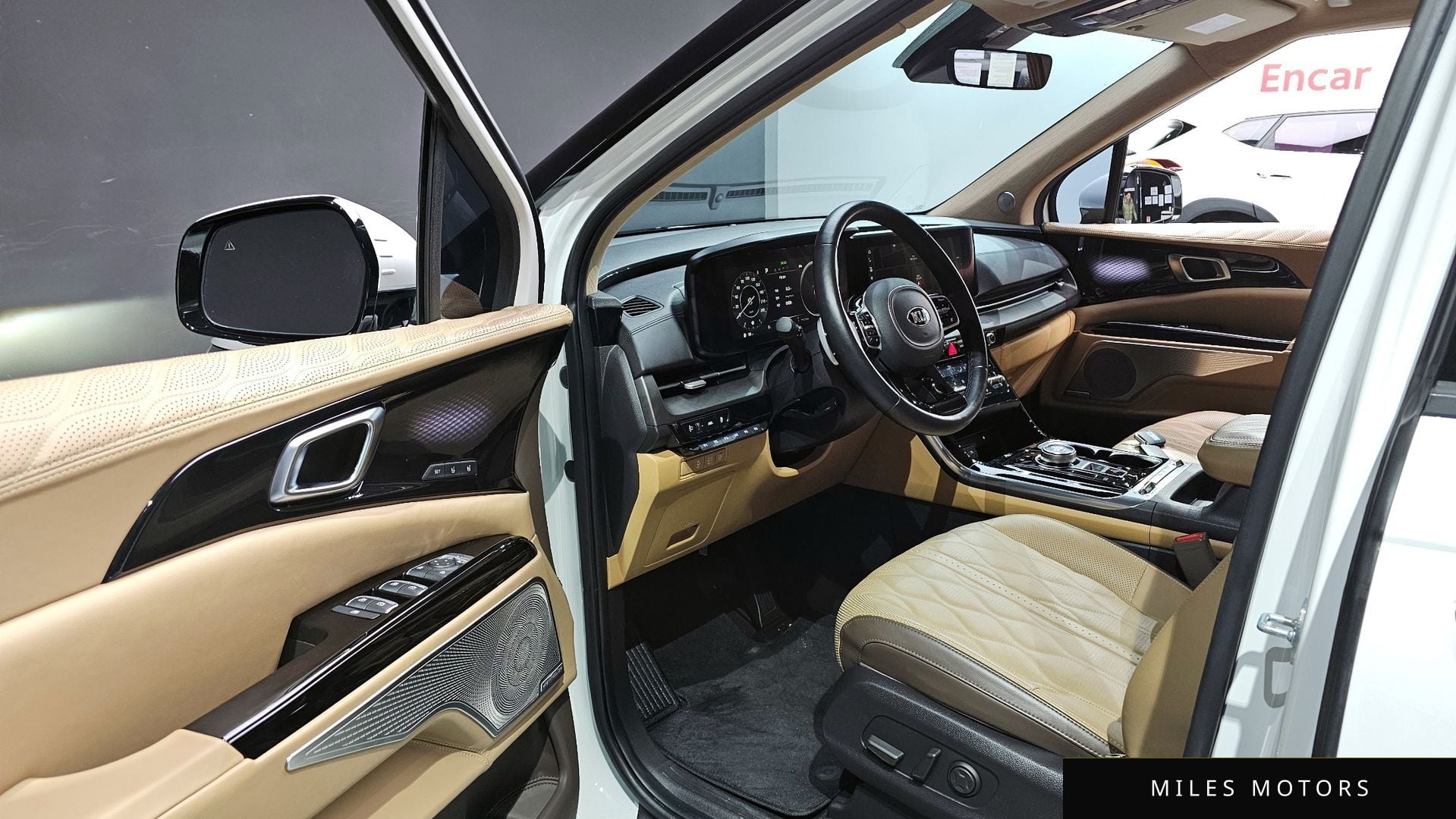 Kia Carnival 2021 — миниатюра 11