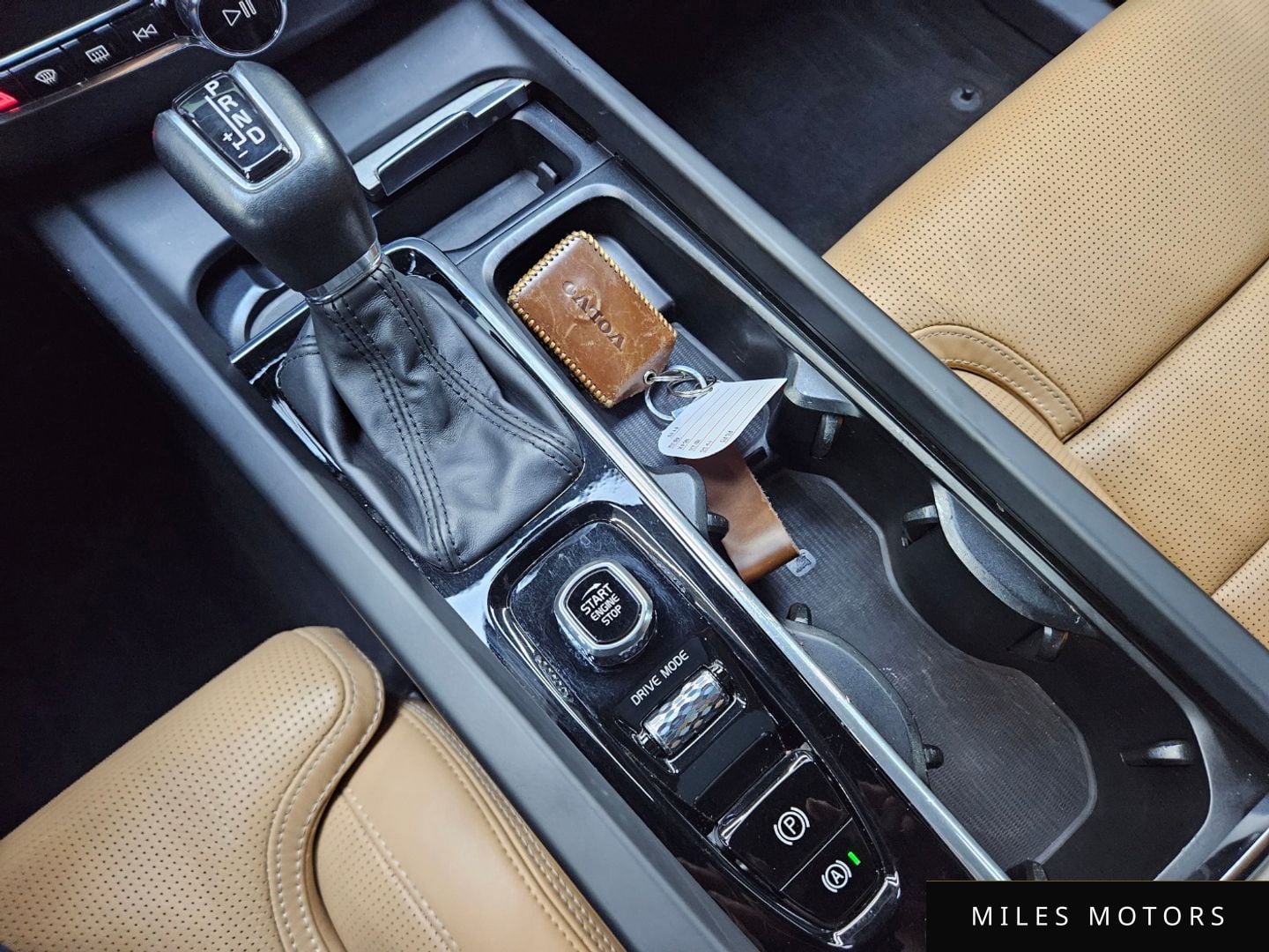Volvo XC60 2019 — миниатюра 9