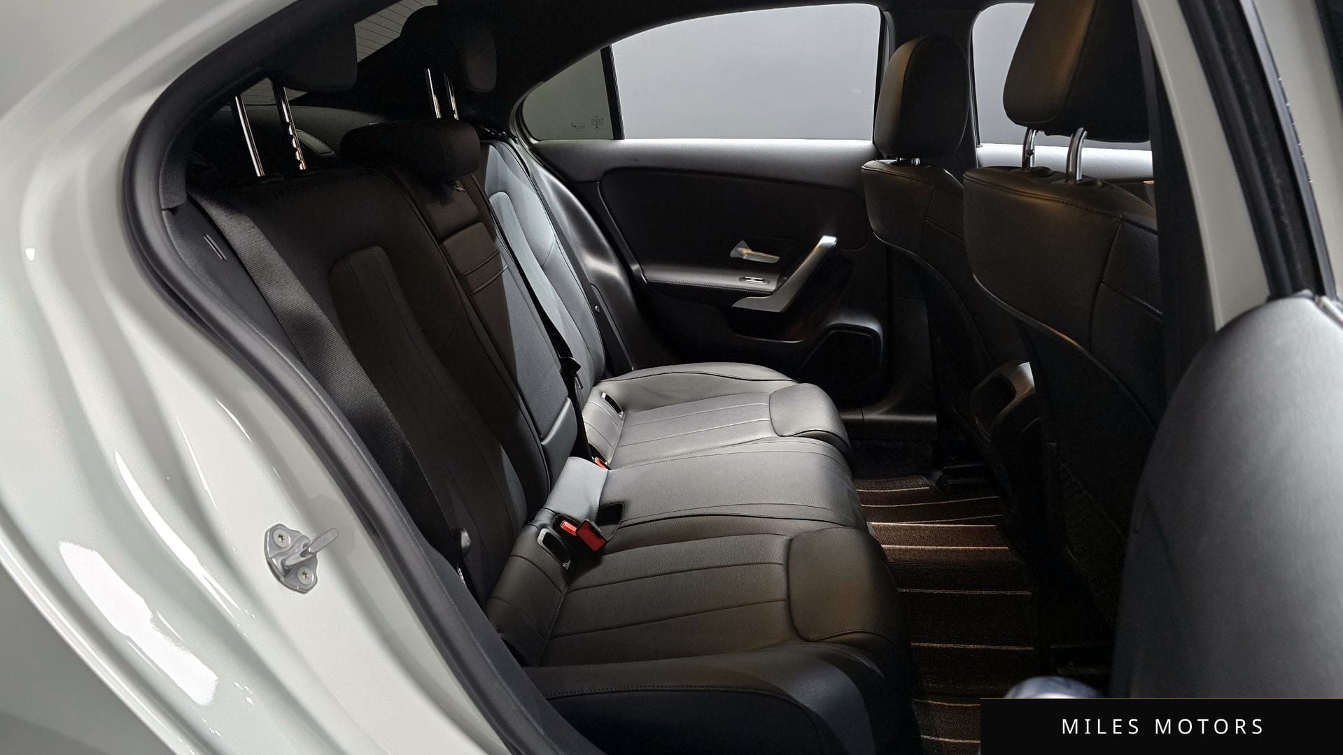 Mercedes-Benz A-Class W177 2022 — миниатюра 12