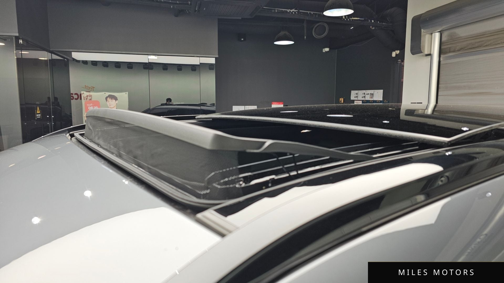 Land Rover Range Rover Velar 2025 — миниатюра 19