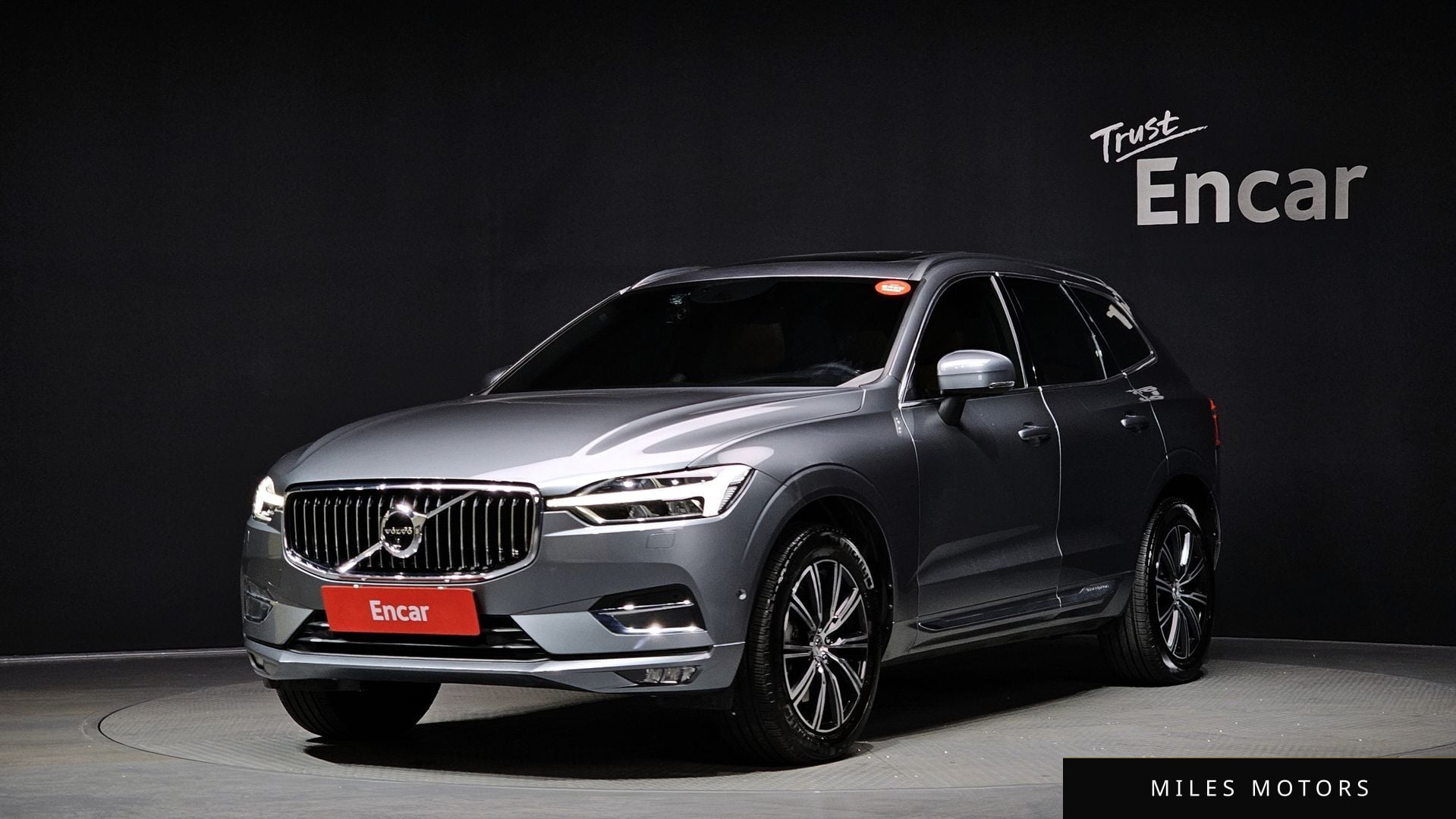 Volvo XC60 2018 — фото 1 из 12
