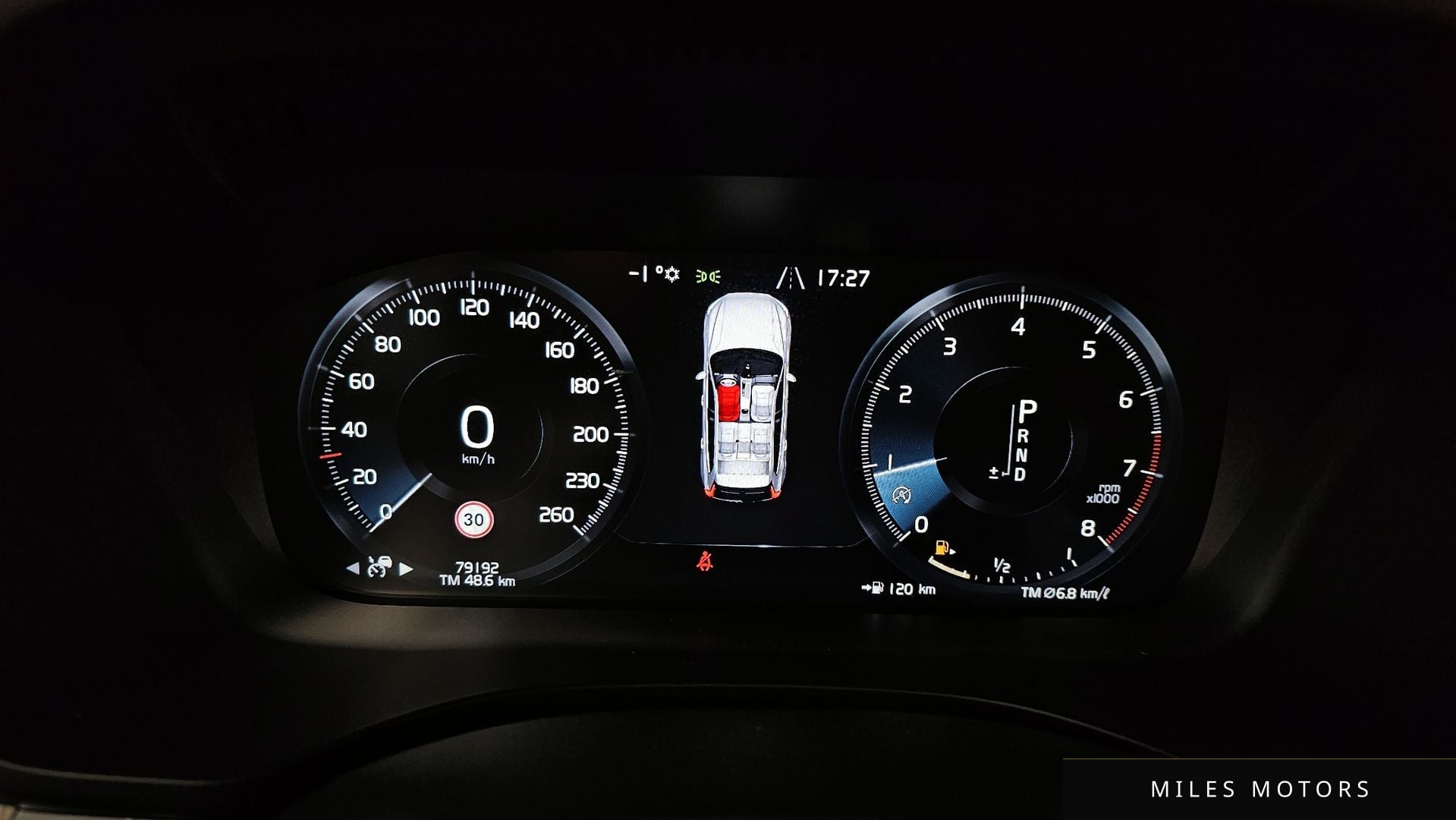 Volvo XC60 2018 — миниатюра 8