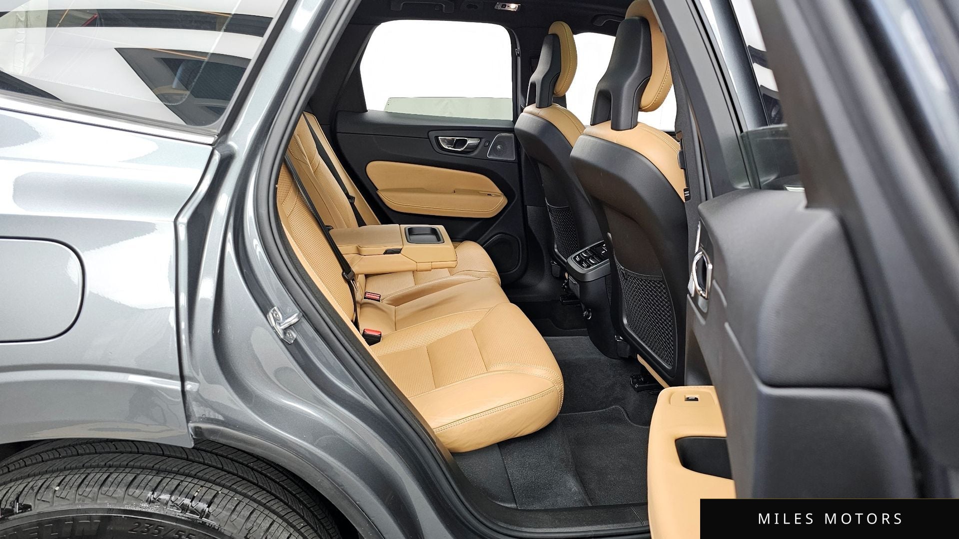 Volvo XC60 2018 — миниатюра 12
