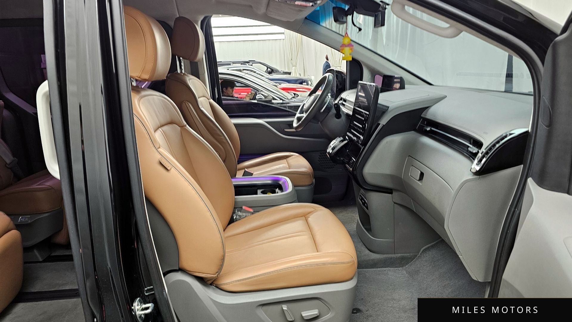 Hyundai Staria 2023 — миниатюра 11