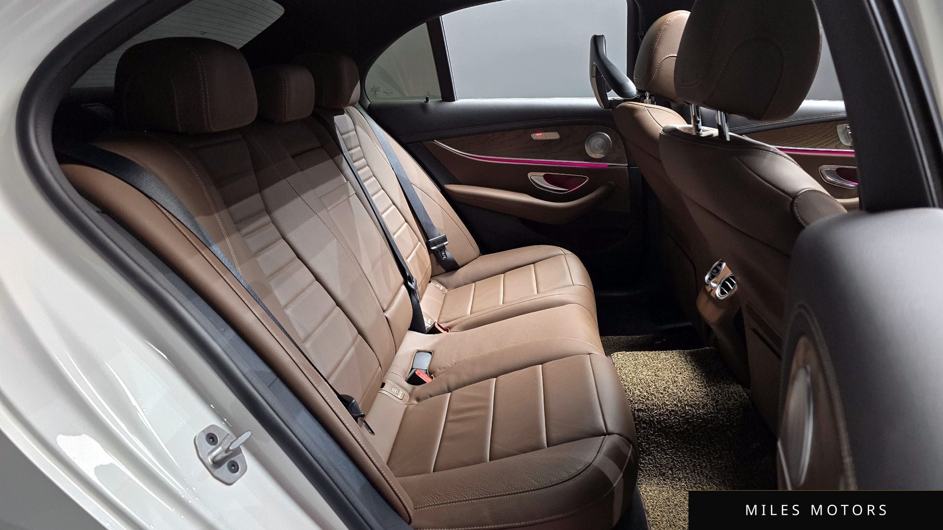 Mercedes-Benz E-Class W213 2021 — миниатюра 12