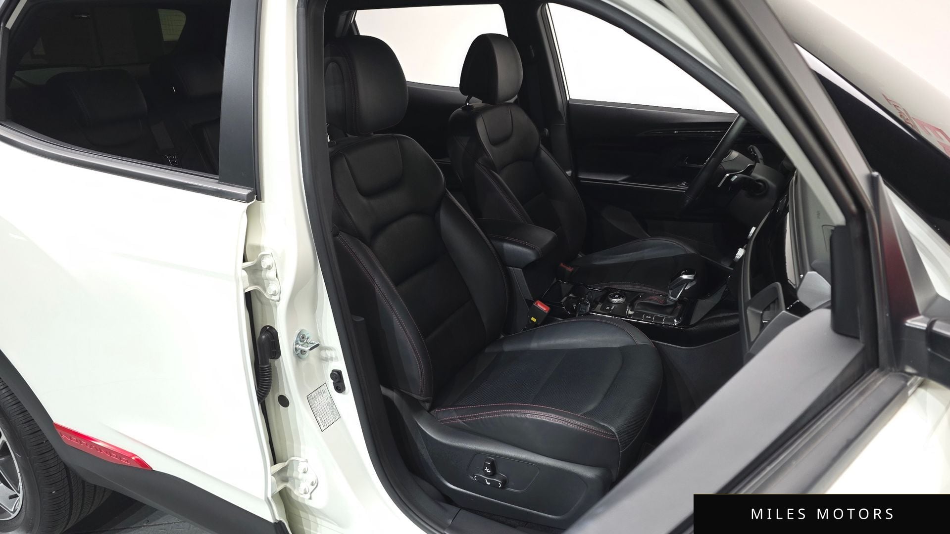 KG Mobility Beautiful Korando 2022 — миниатюра 9