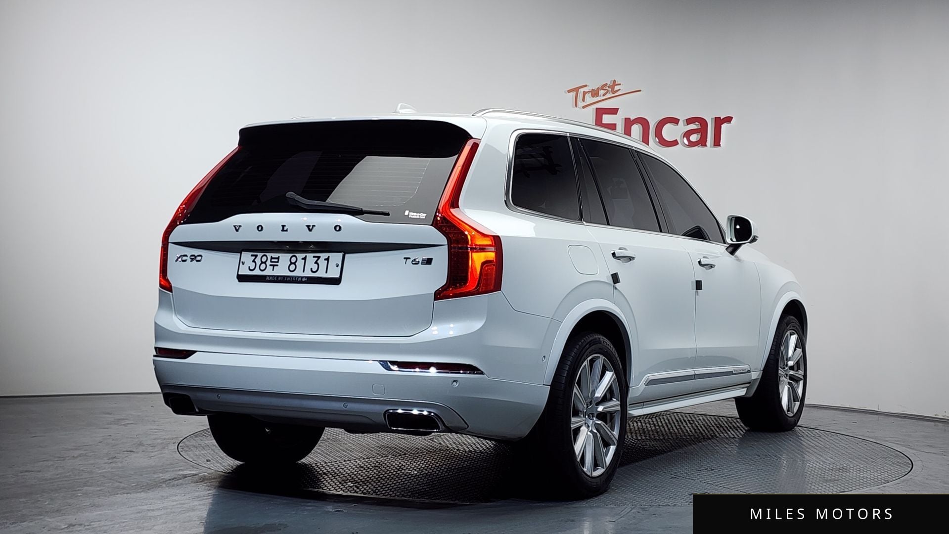 Volvo XC90 2017 — миниатюра 2