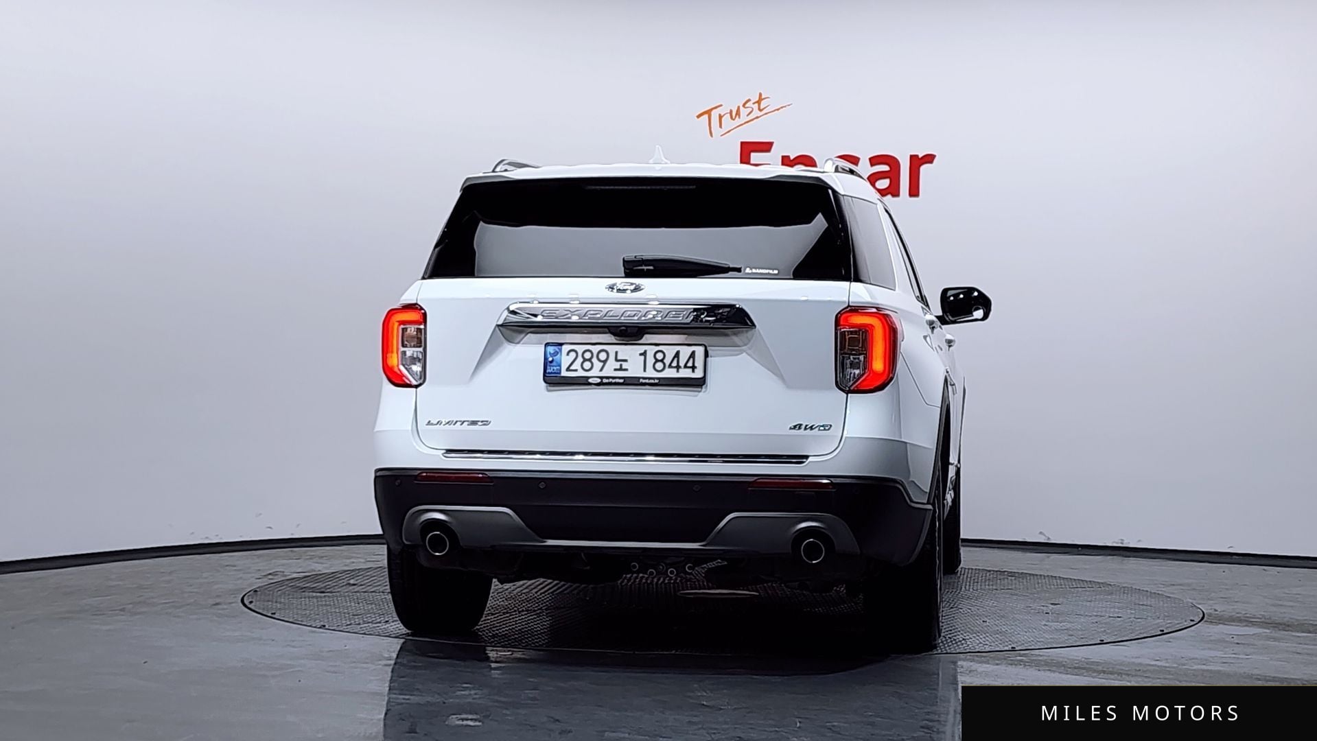Ford Explorer 2022 — миниатюра 4