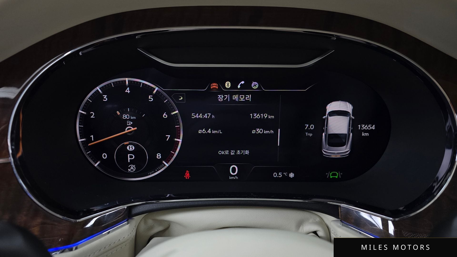 Bentley Continental GT 2023 — миниатюра 8