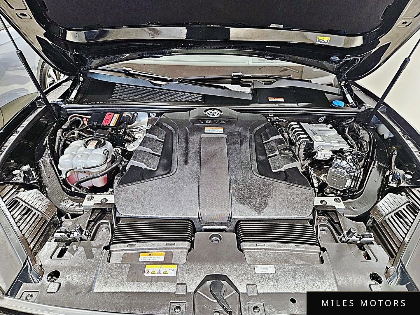 Volkswagen 투아렉 2023 — миниатюра 6