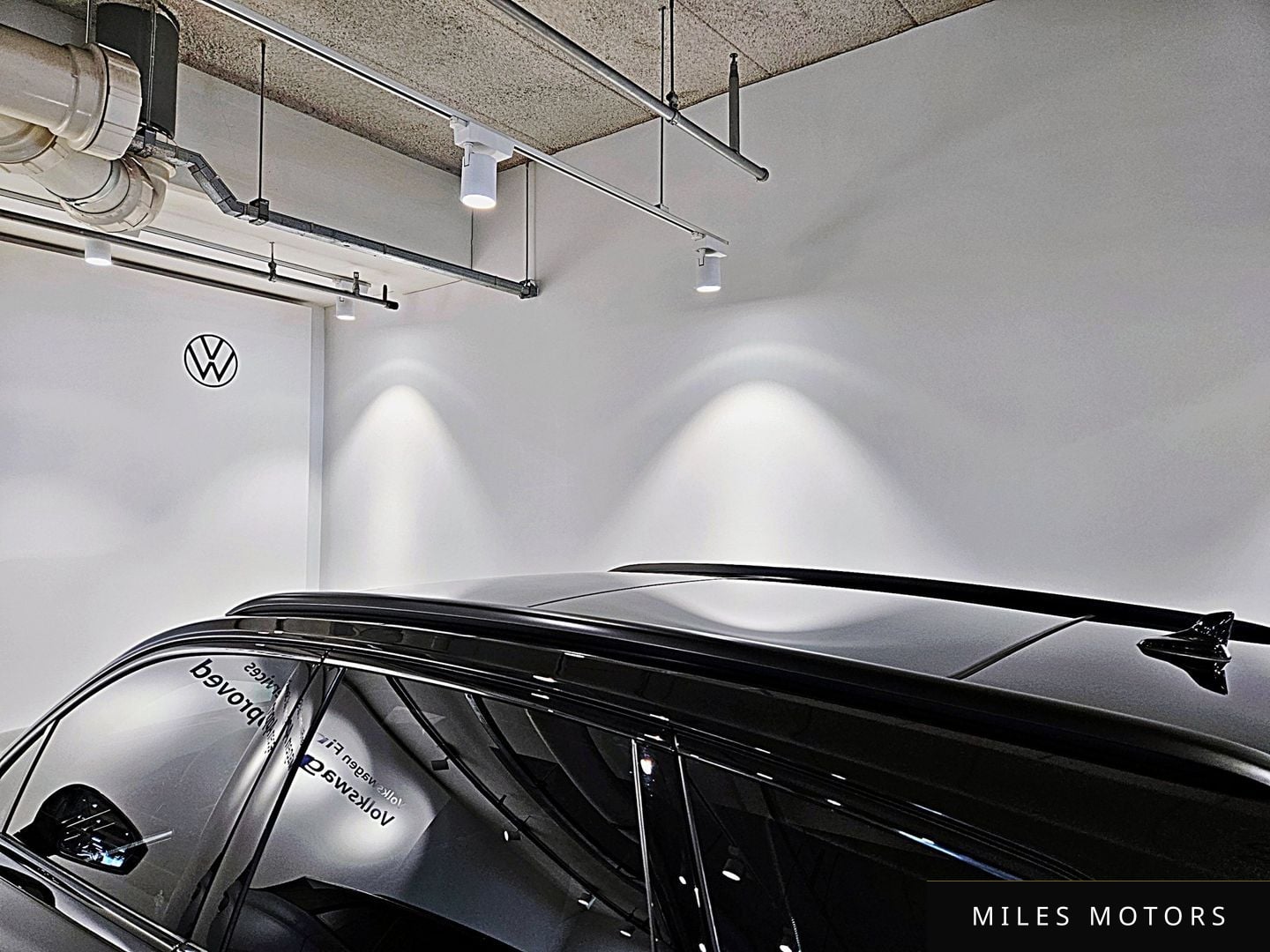 Volkswagen 투아렉 2023 — миниатюра 17