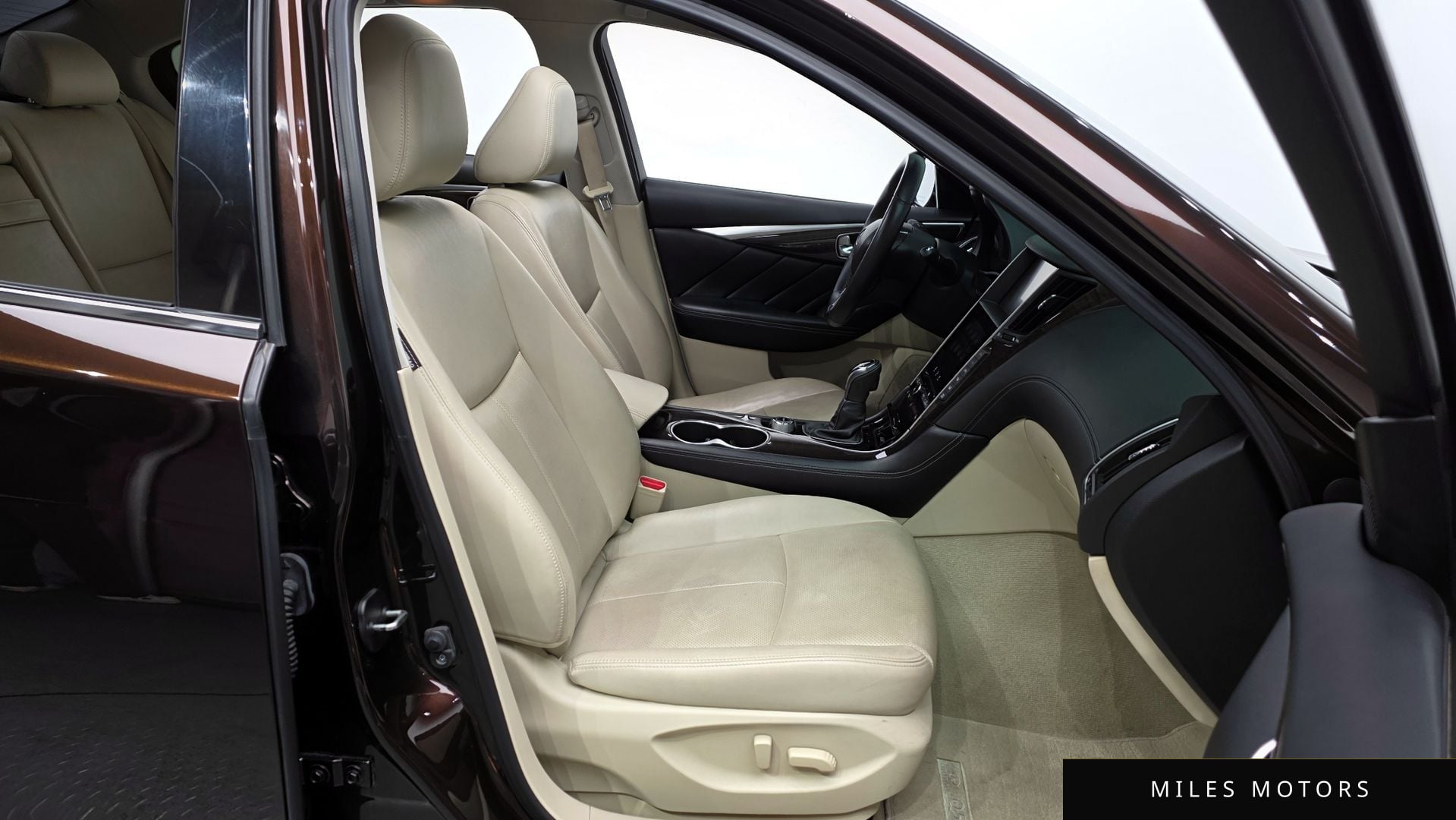 Infiniti Q50 2018 — миниатюра 11