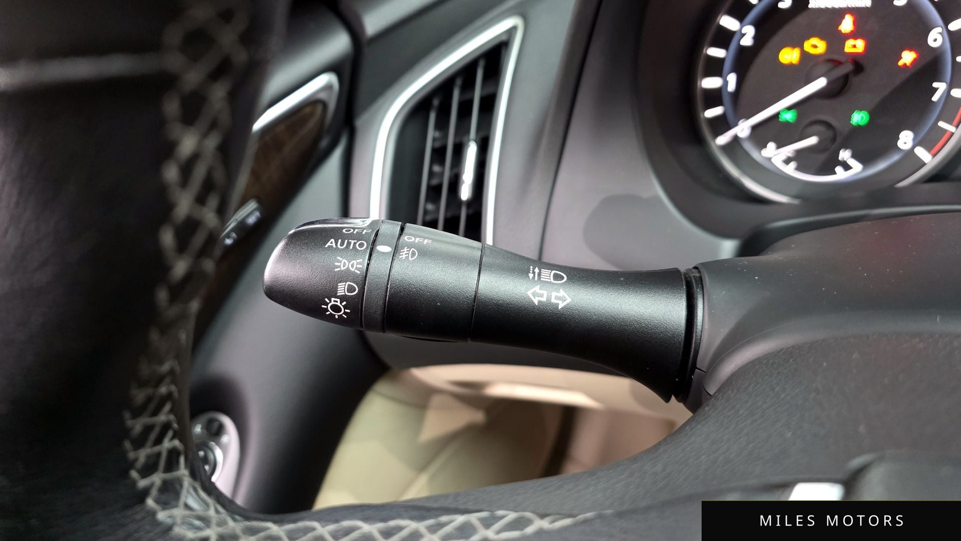Infiniti Q50 2018 — миниатюра 17
