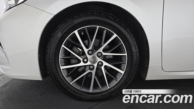 Лексус ES350 2016 — миниатюра 4