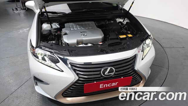 Лексус ES350 2016 — миниатюра 5
