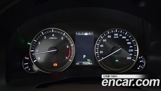 Лексус ES350 2016 — миниатюра 7