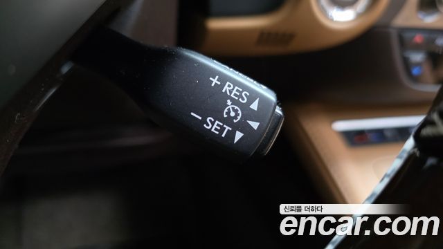 Лексус ES350 2016 — миниатюра 18