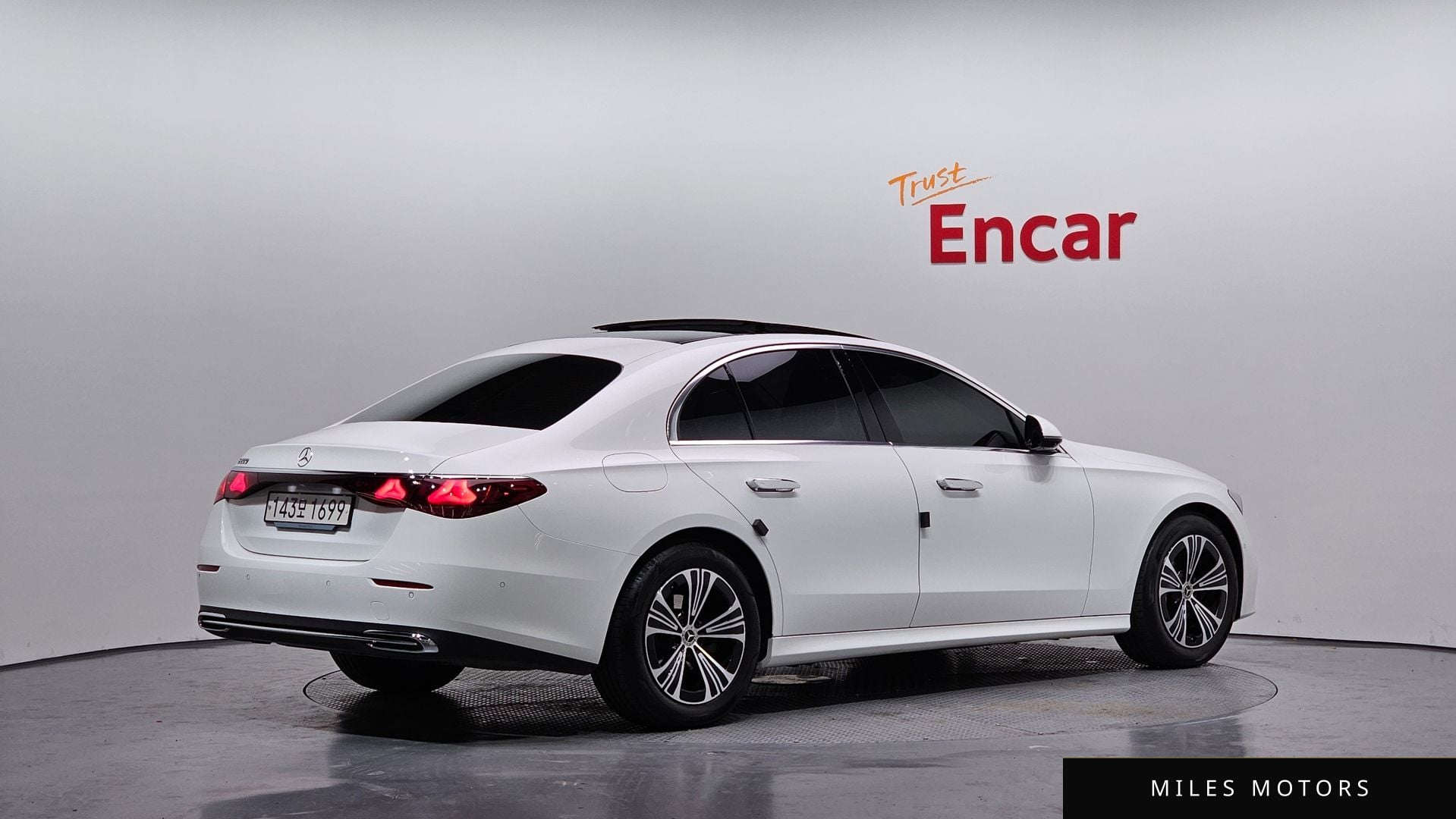 Mercedes-Benz E-클래스 W214 2024 — миниатюра 2
