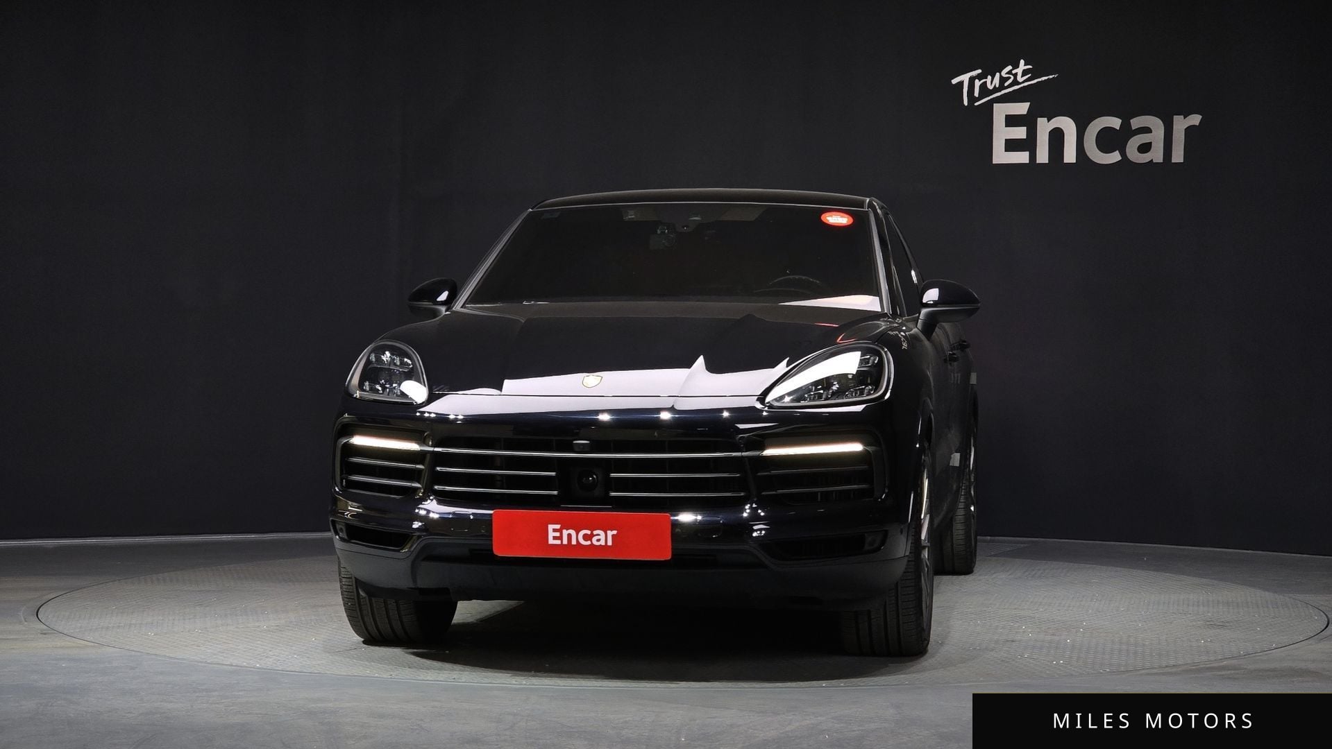 Porsche Cayenne 2022 — миниатюра 3