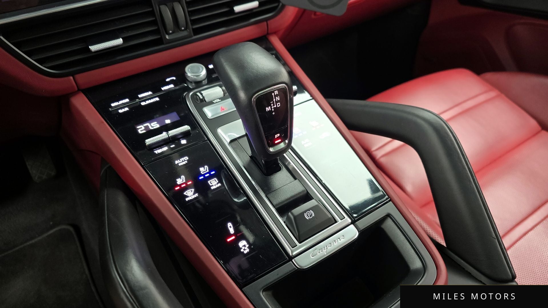 Porsche Cayenne 2022 — миниатюра 9