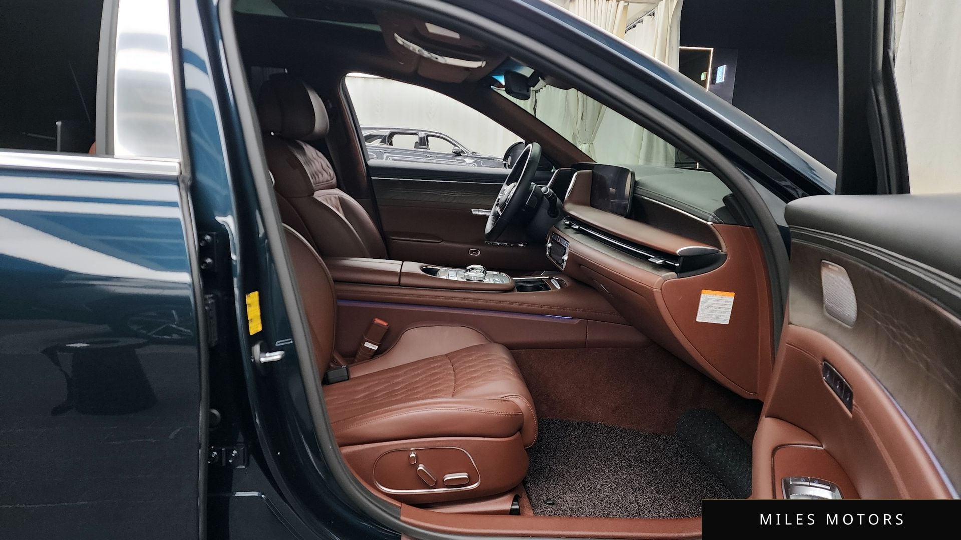 Genesis G90 (RS4) 2022 — миниатюра 11