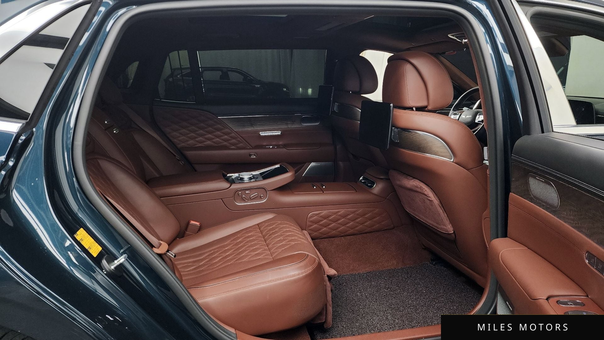 Genesis G90 (RS4) 2022 — миниатюра 12
