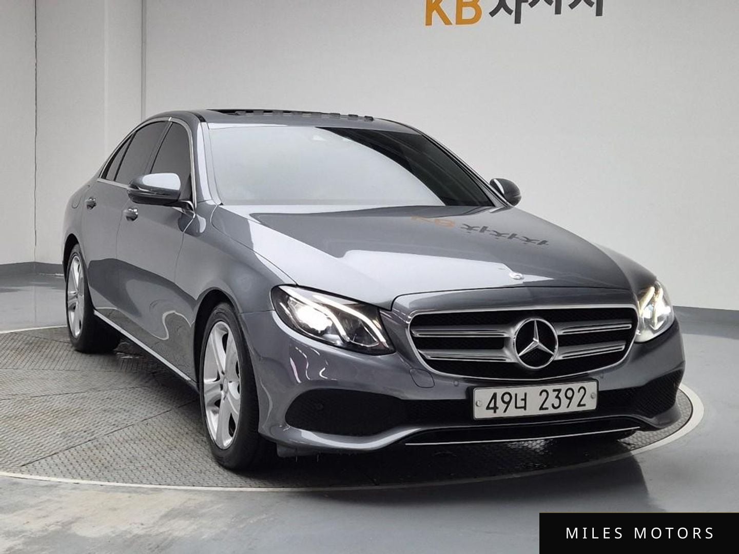 Mercedes-Benz E-Class W213 2017 — миниатюра 4