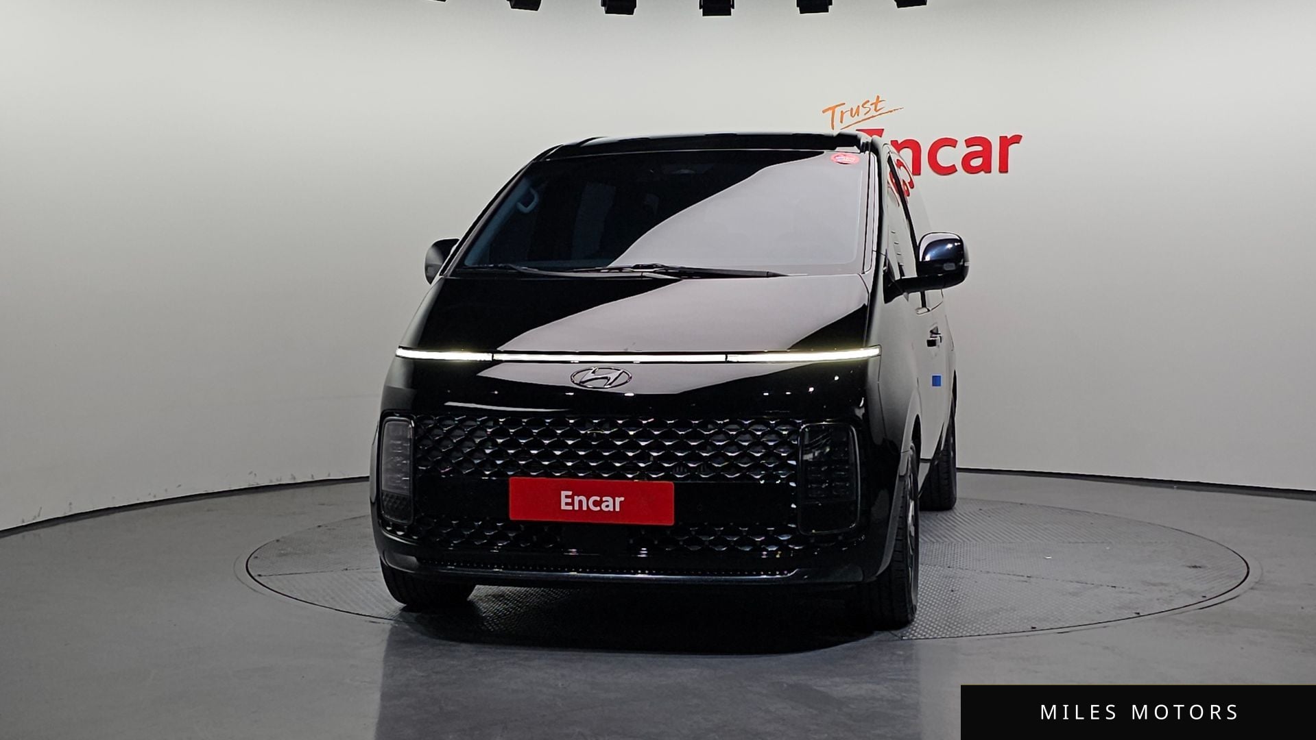 Hyundai Staria 2022 — миниатюра 3
