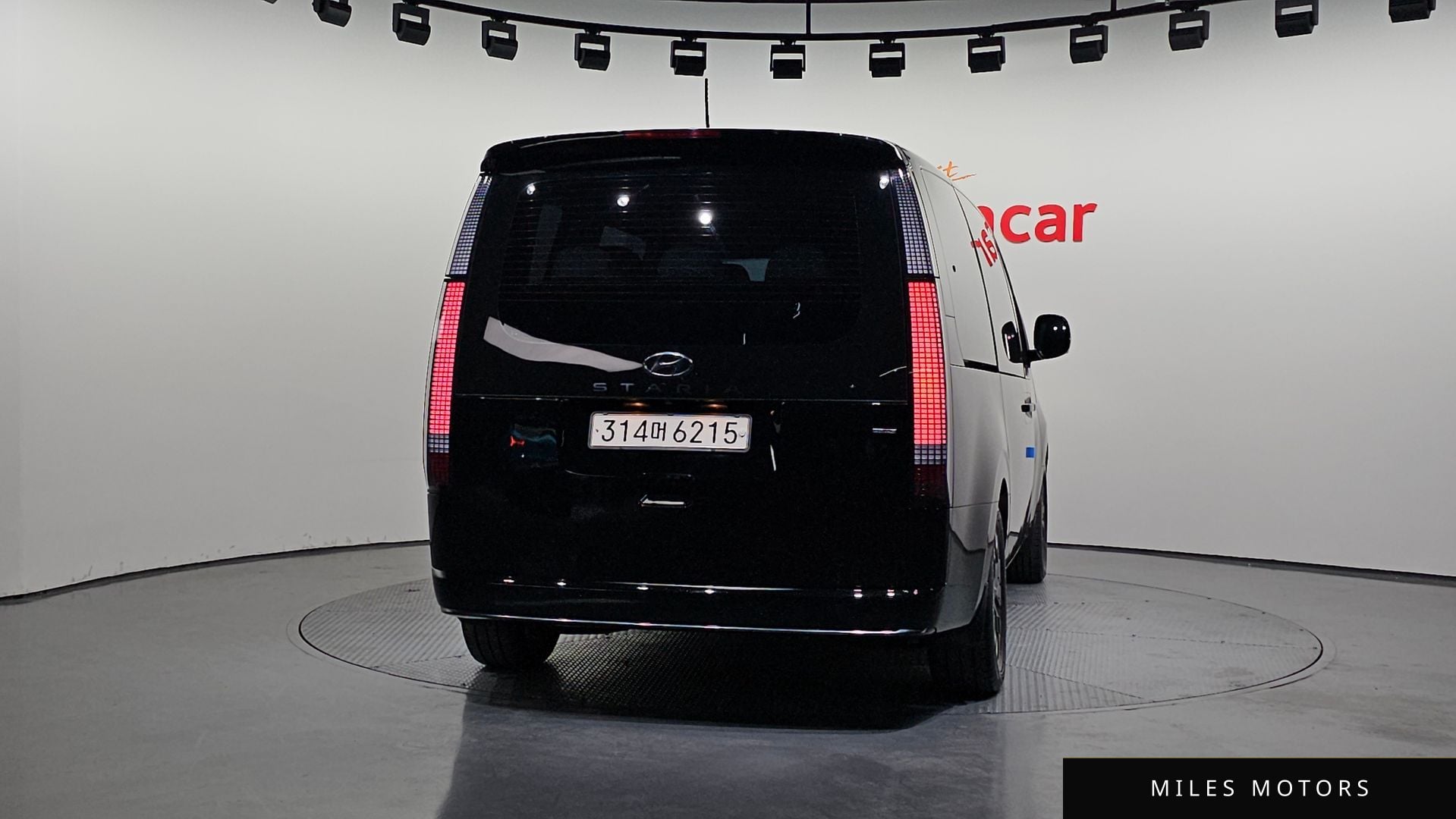 Hyundai Staria 2022 — миниатюра 4