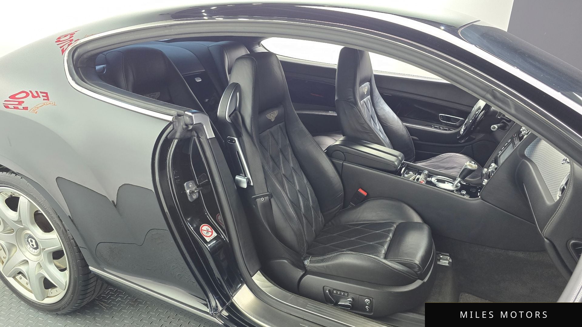Bentley 컨티넨탈 GT 2006 — миниатюра 12