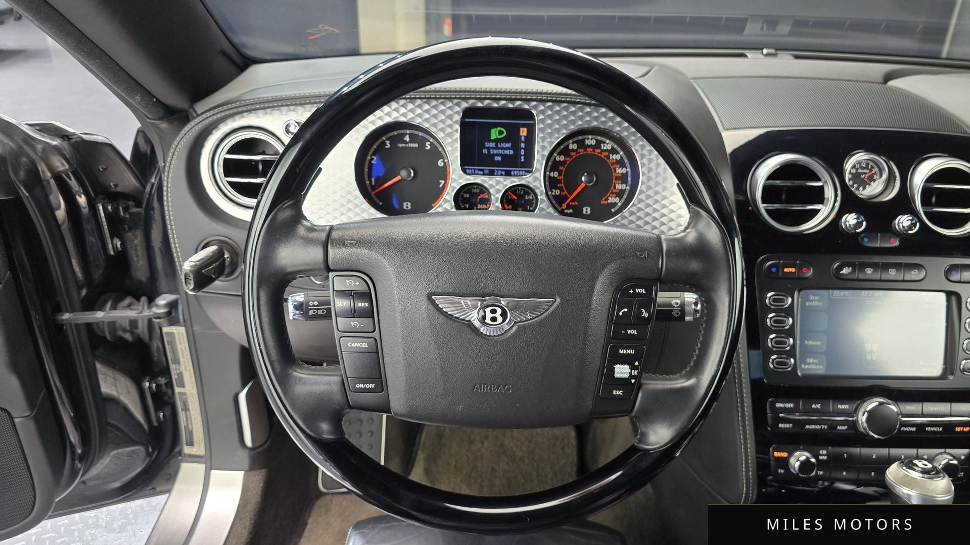 Bentley 컨티넨탈 GT 2006 — миниатюра 13