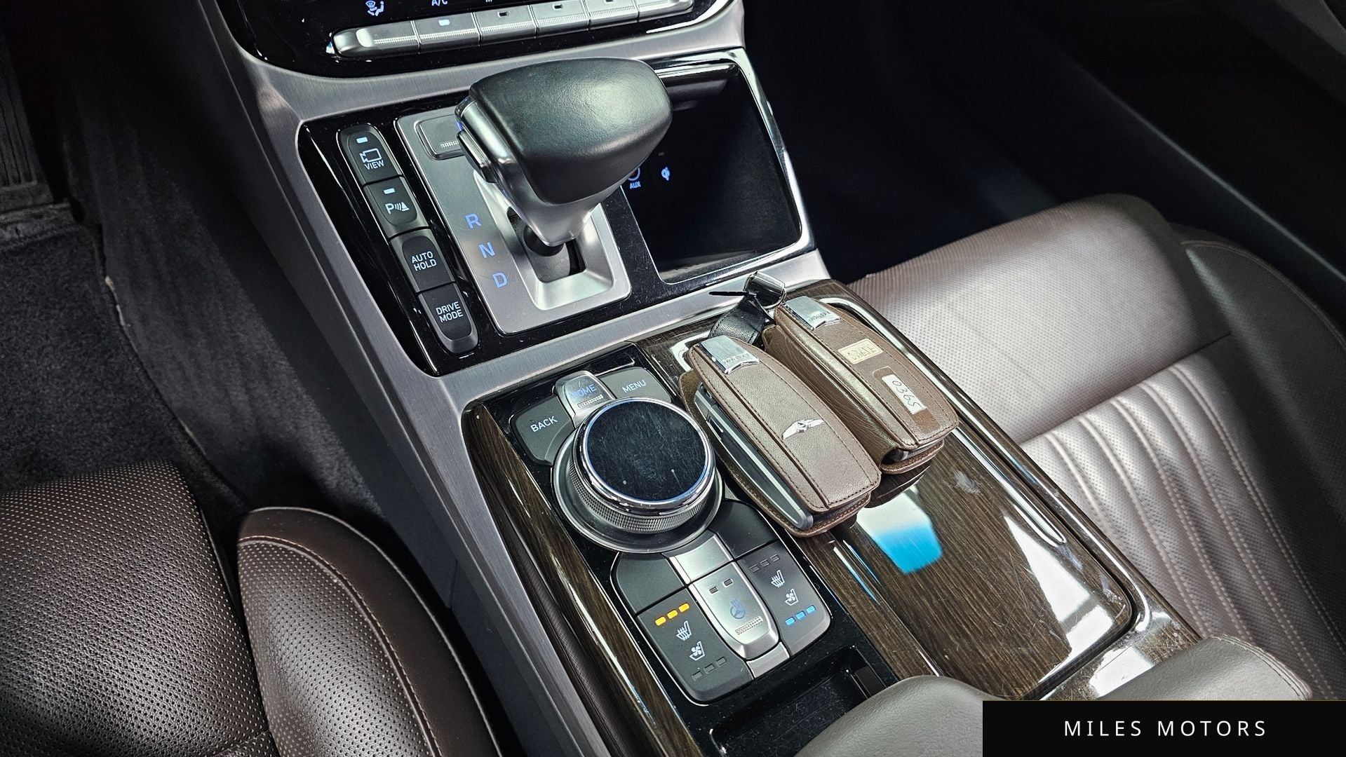 Genesis EQ900 2016 — миниатюра 9