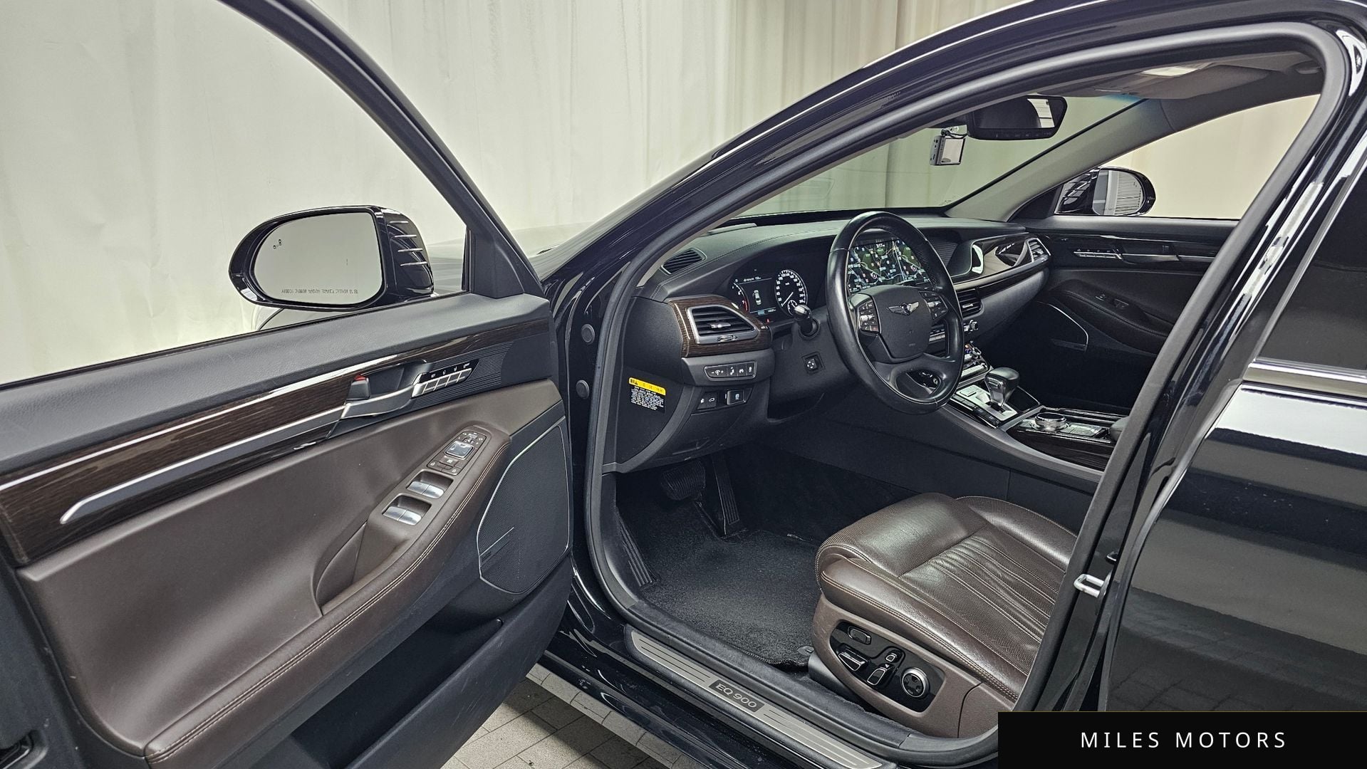Genesis EQ900 2016 — миниатюра 10