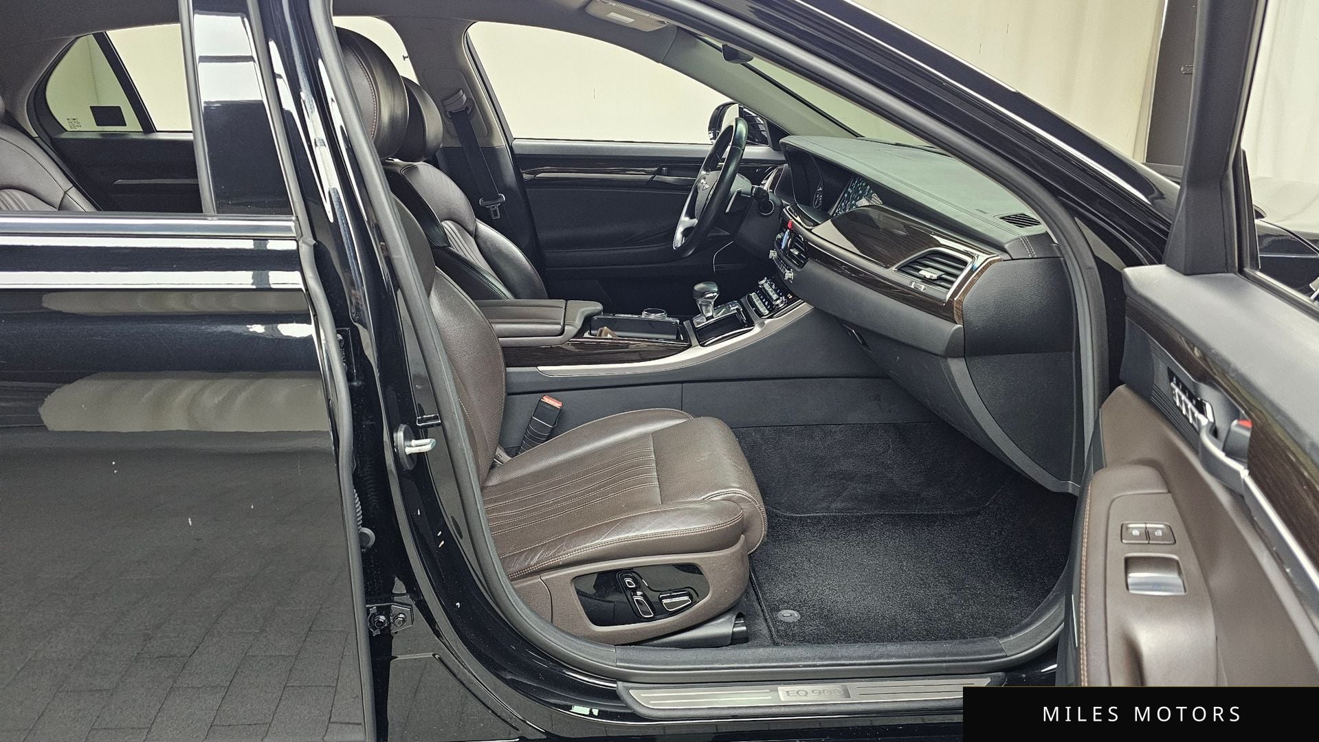 Genesis EQ900 2016 — миниатюра 11