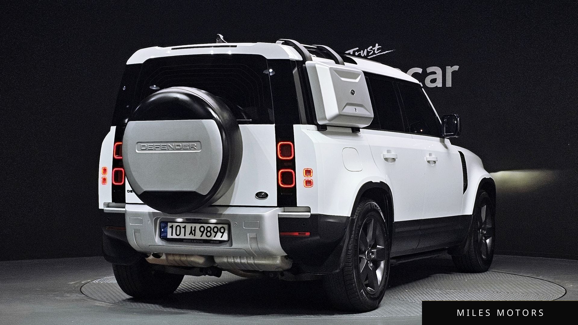 Land Rover Defender 2022 — миниатюра 2