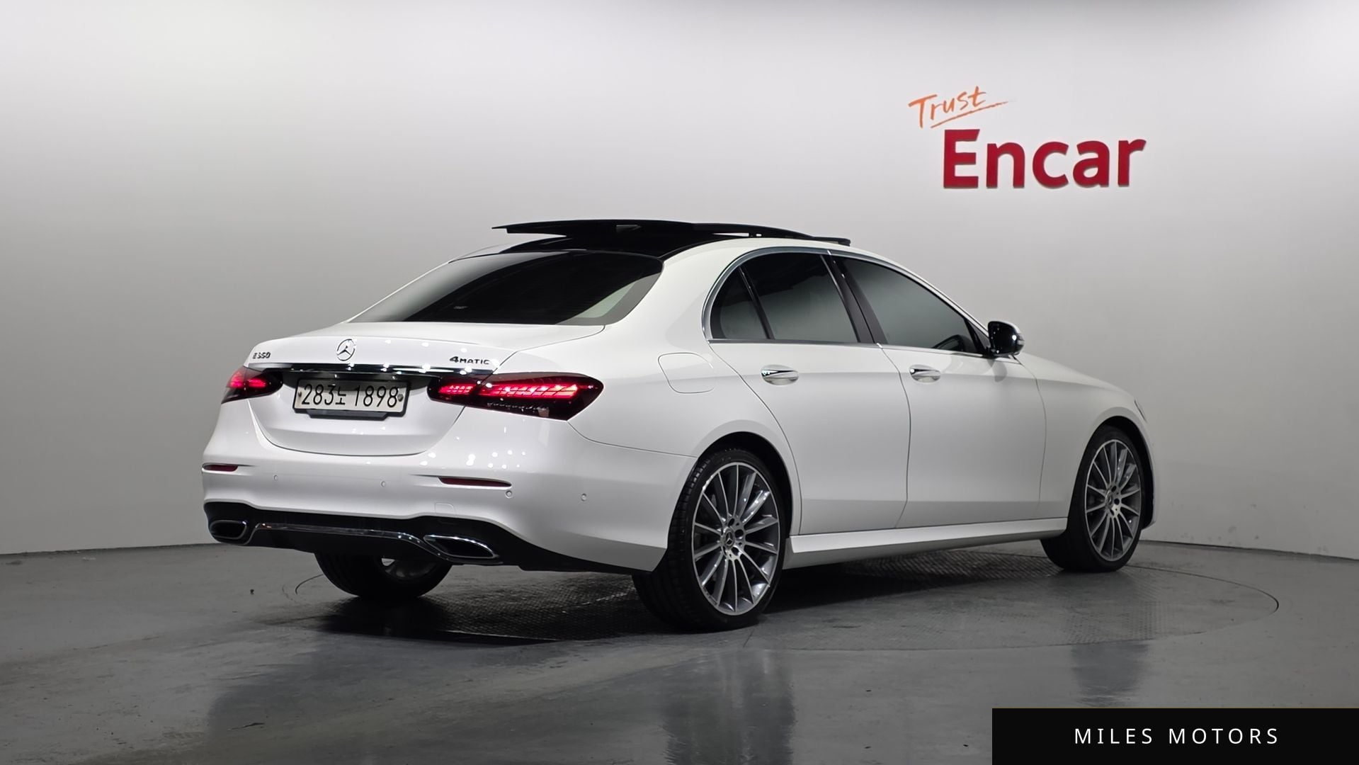 Mercedes-Benz E-Class W213 2021 — миниатюра 2