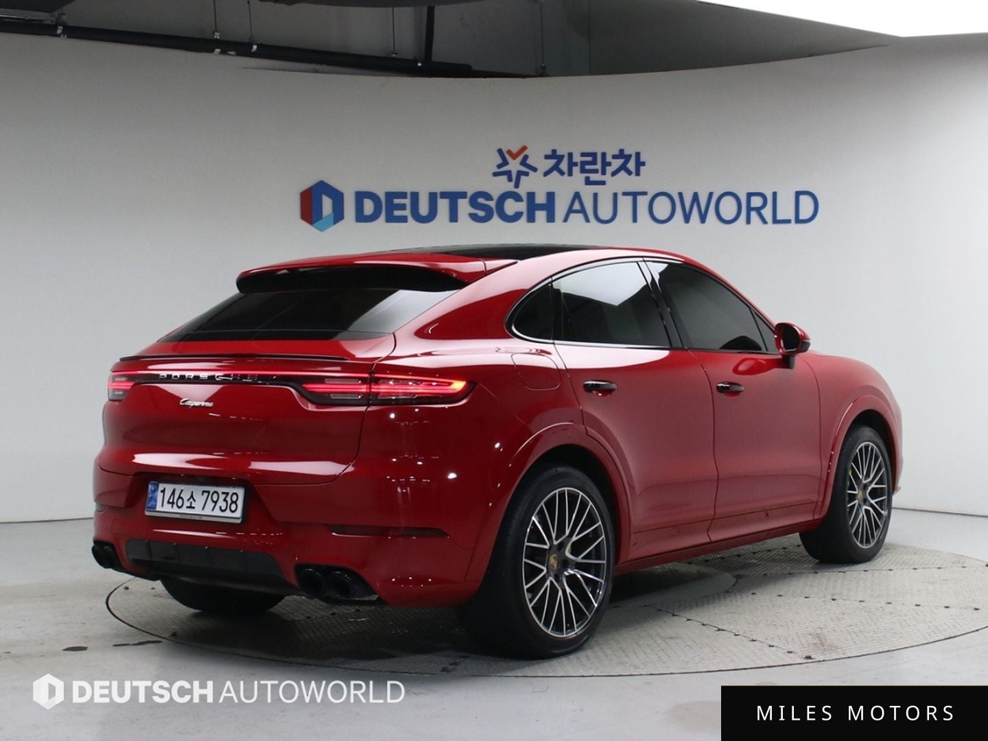 Porsche Cayenne 2021 — миниатюра 2