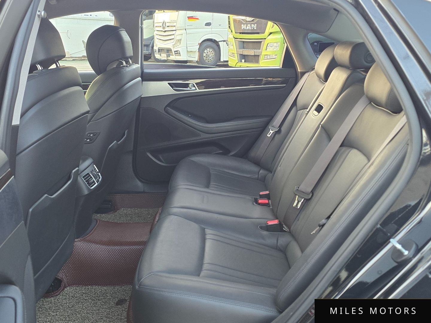Genesis G80 2018 — миниатюра 8