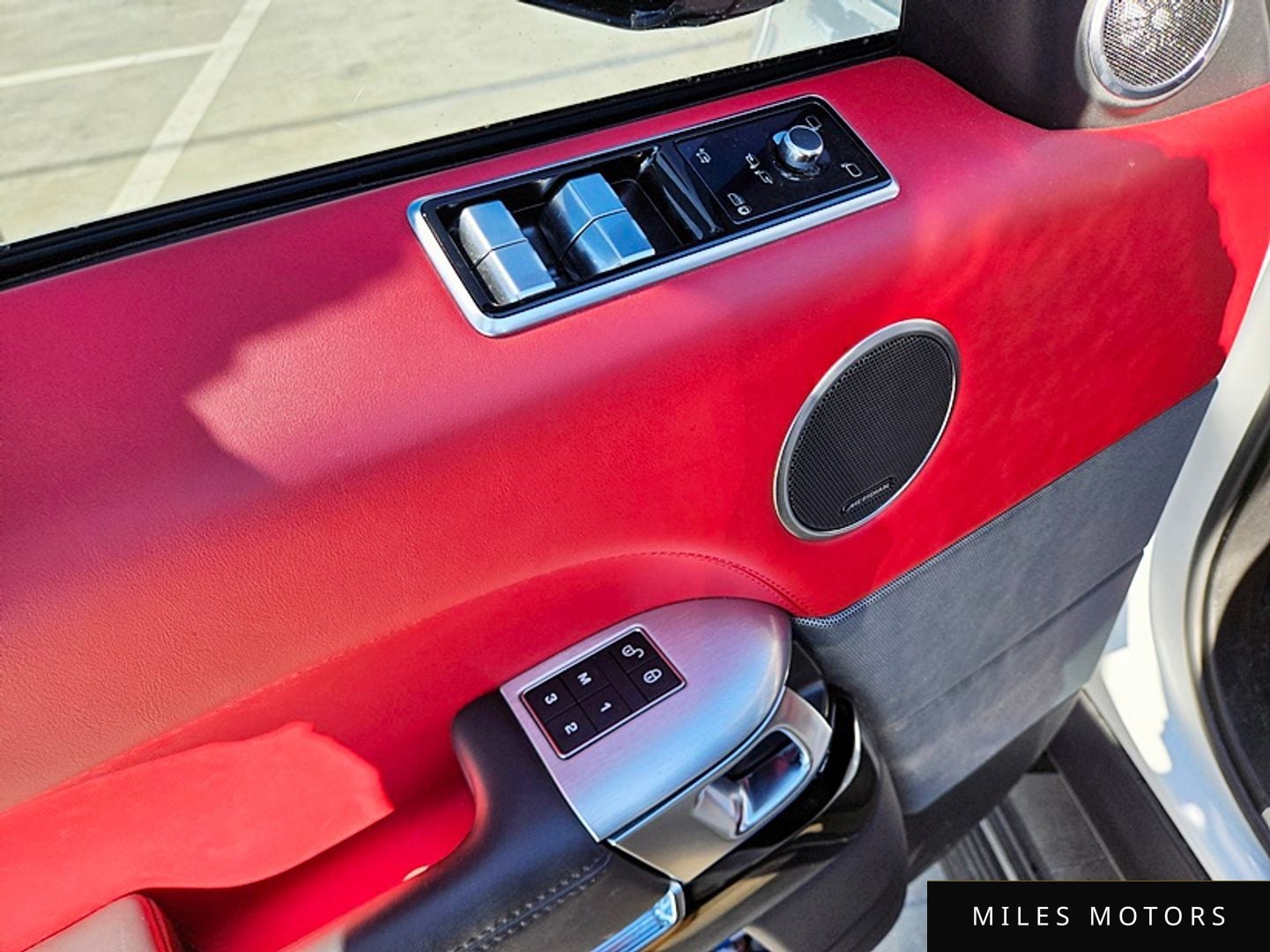 Land Rover Range Rover Sport 2018 — миниатюра 12