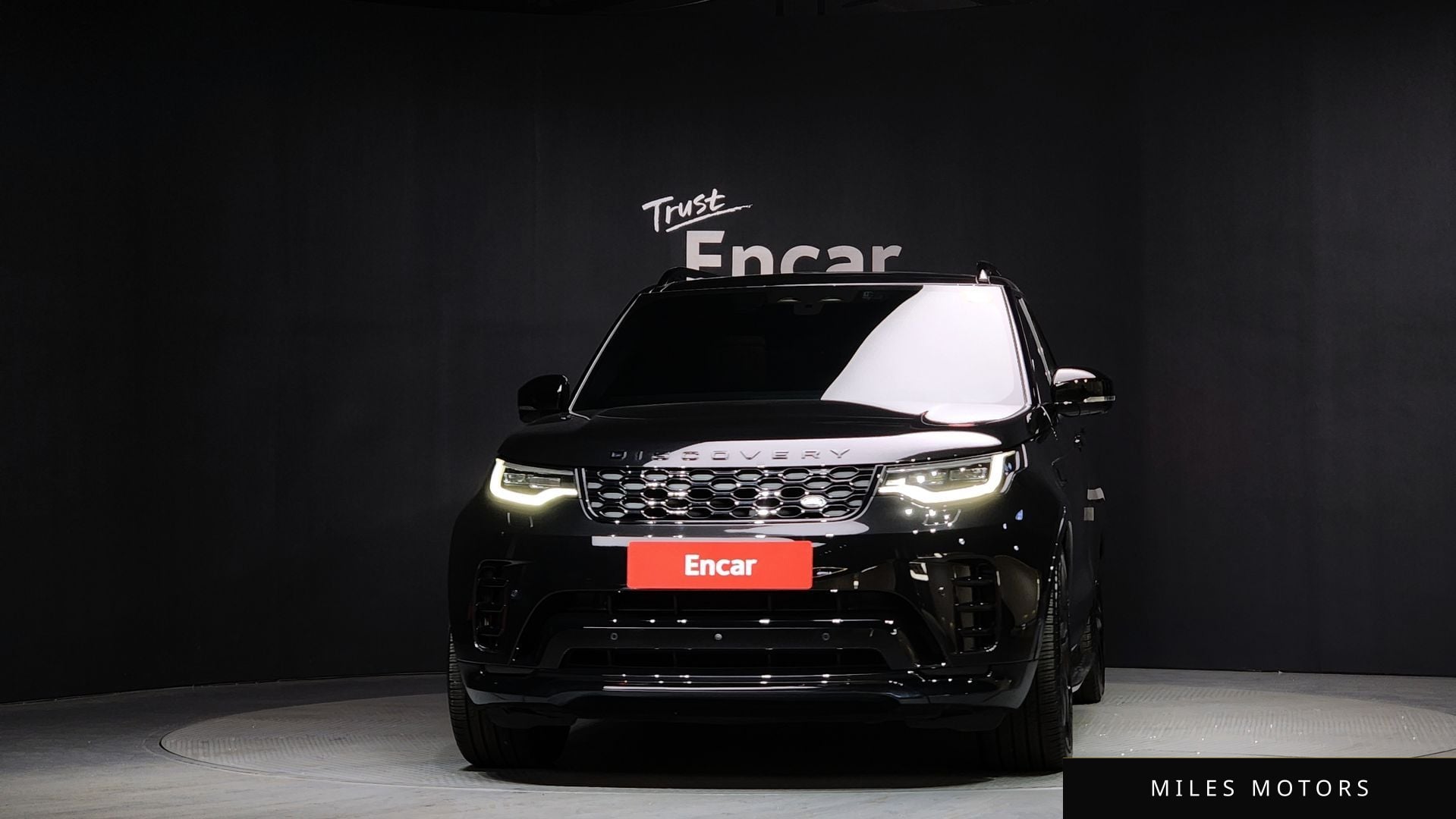 Land Rover Discovery 2024 — миниатюра 3