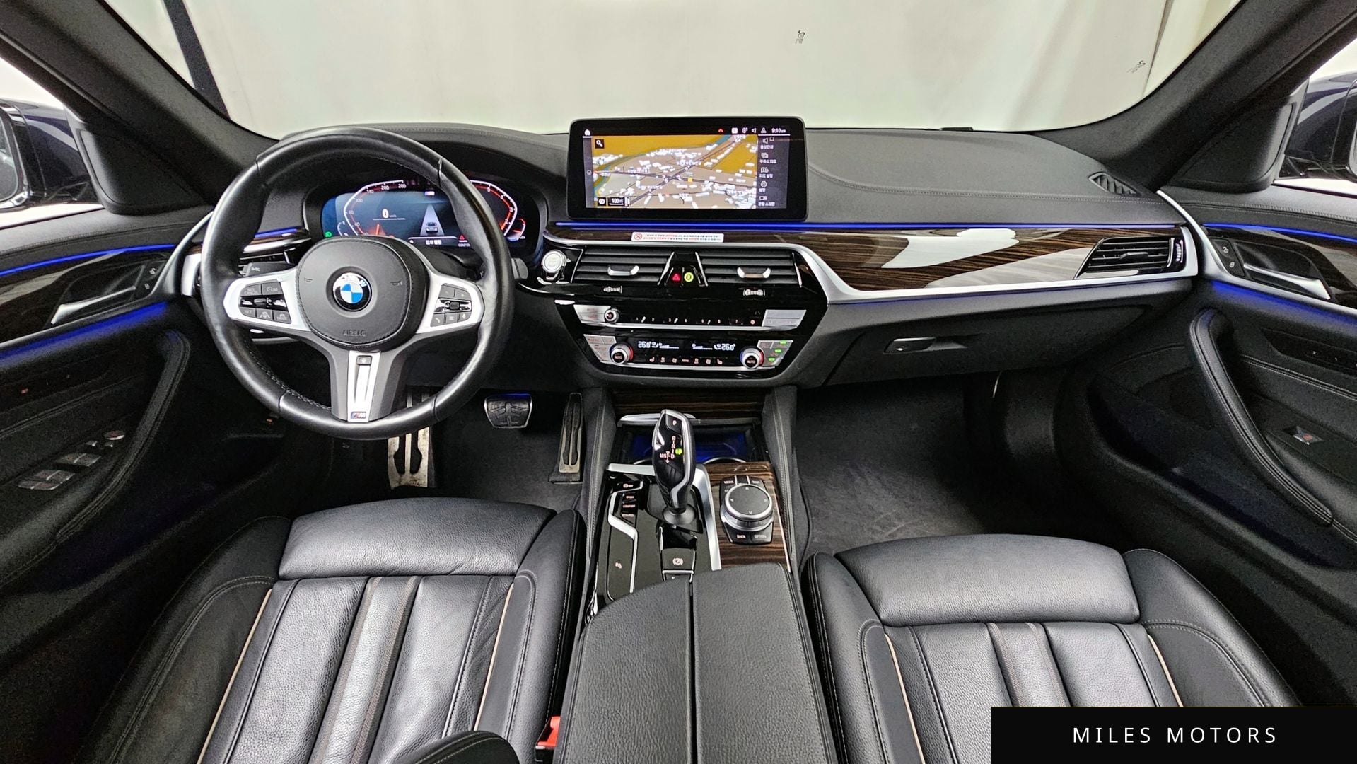 BMW 5 Series (G30) 2022 — миниатюра 7