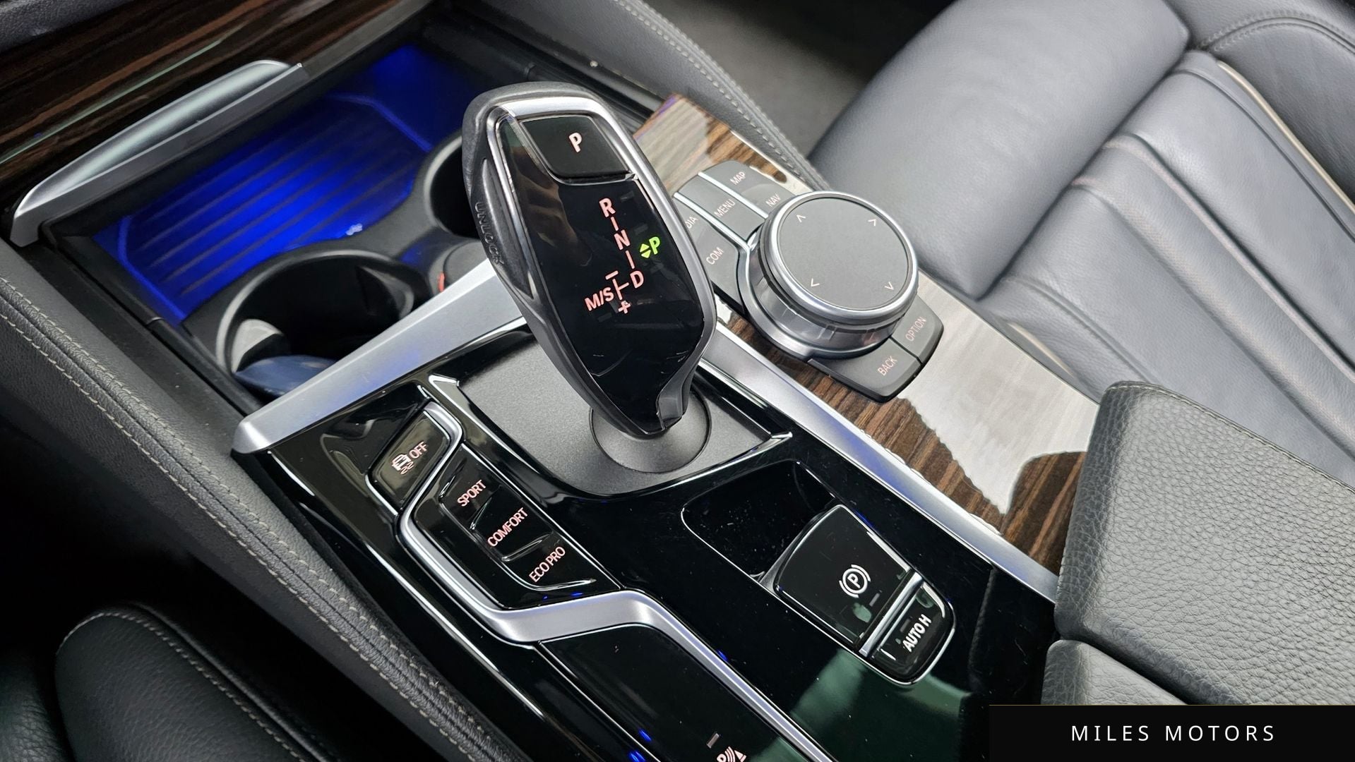 BMW 5 Series (G30) 2022 — миниатюра 9