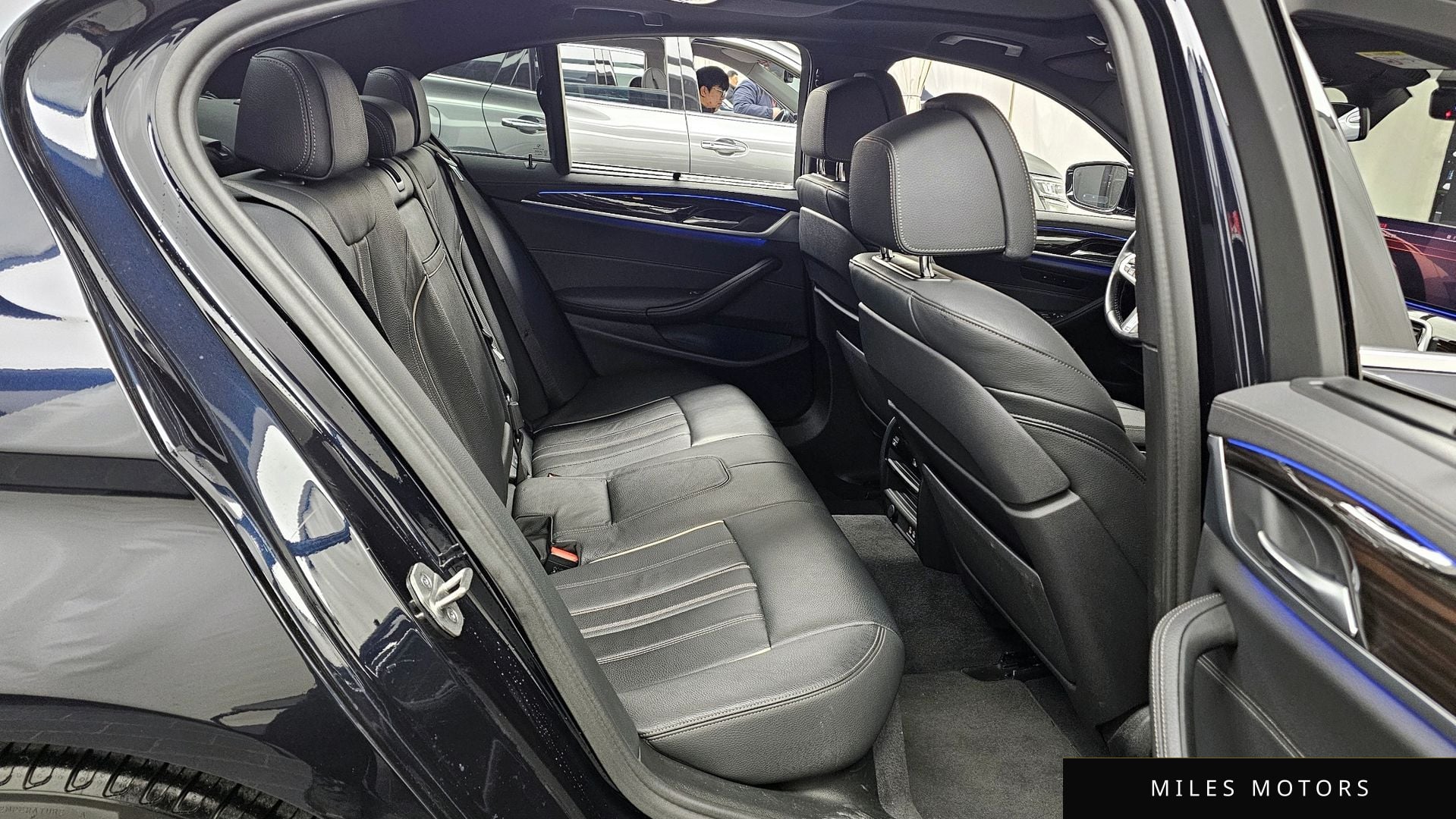 BMW 5 Series (G30) 2022 — миниатюра 12