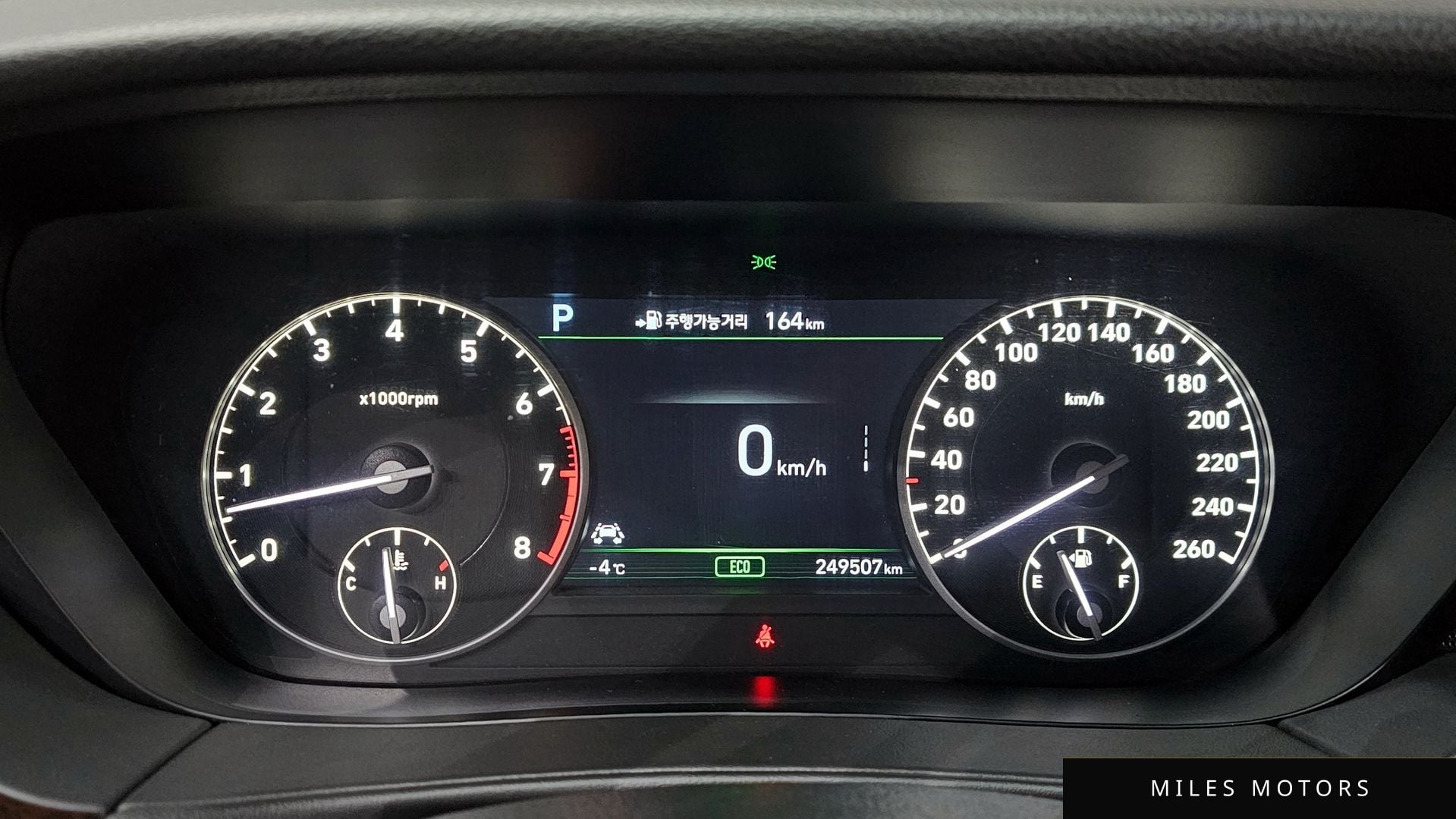 Genesis EQ900 2016 — миниатюра 8