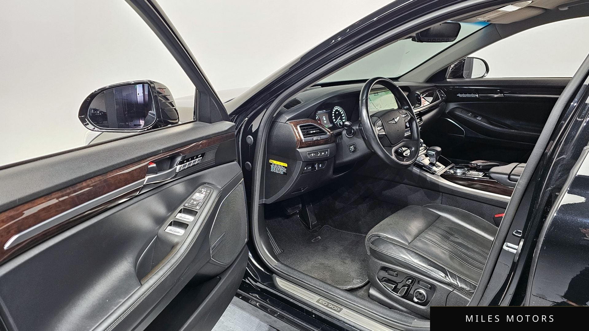 Genesis EQ900 2016 — миниатюра 11