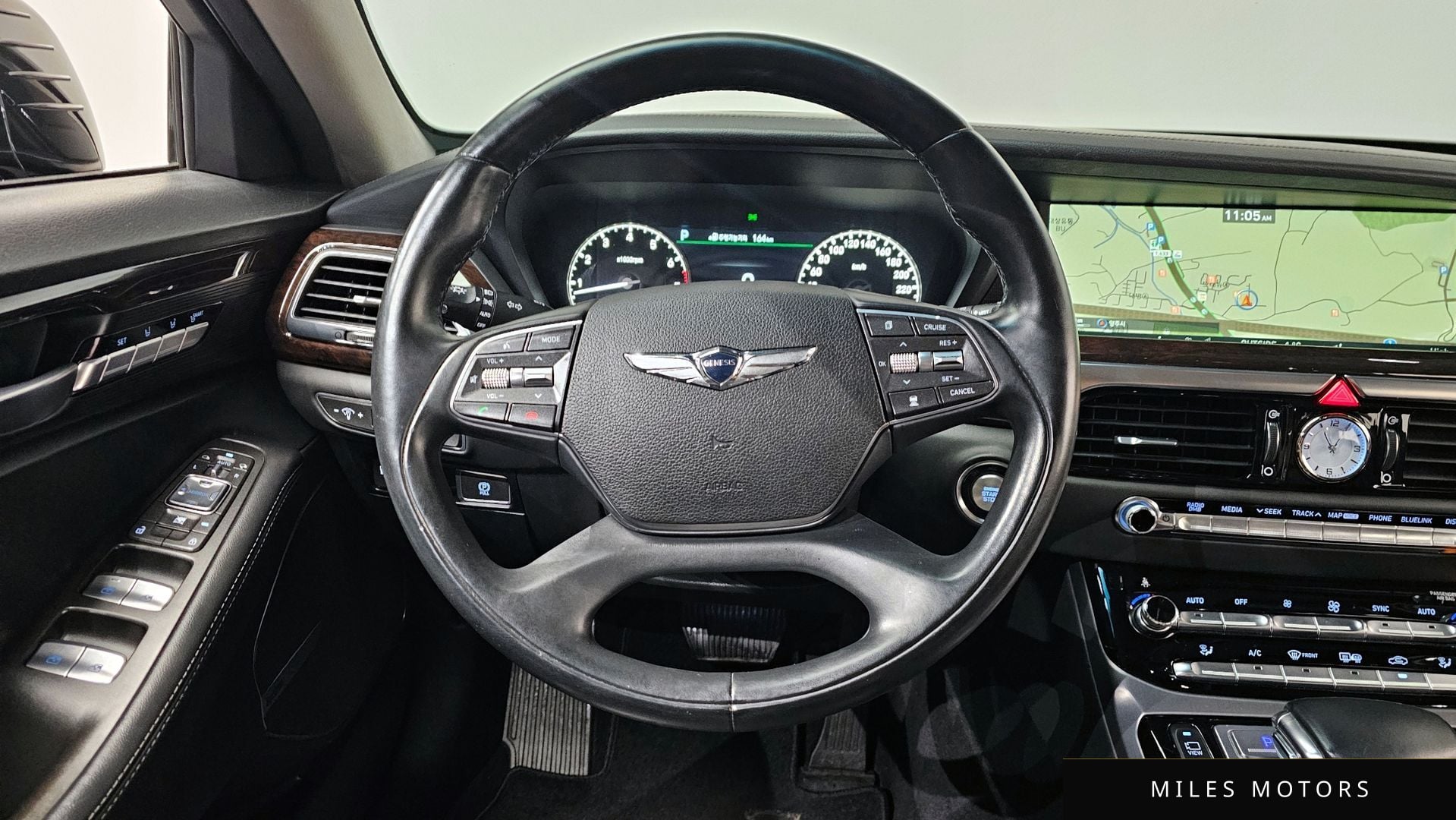 Genesis EQ900 2016 — миниатюра 13
