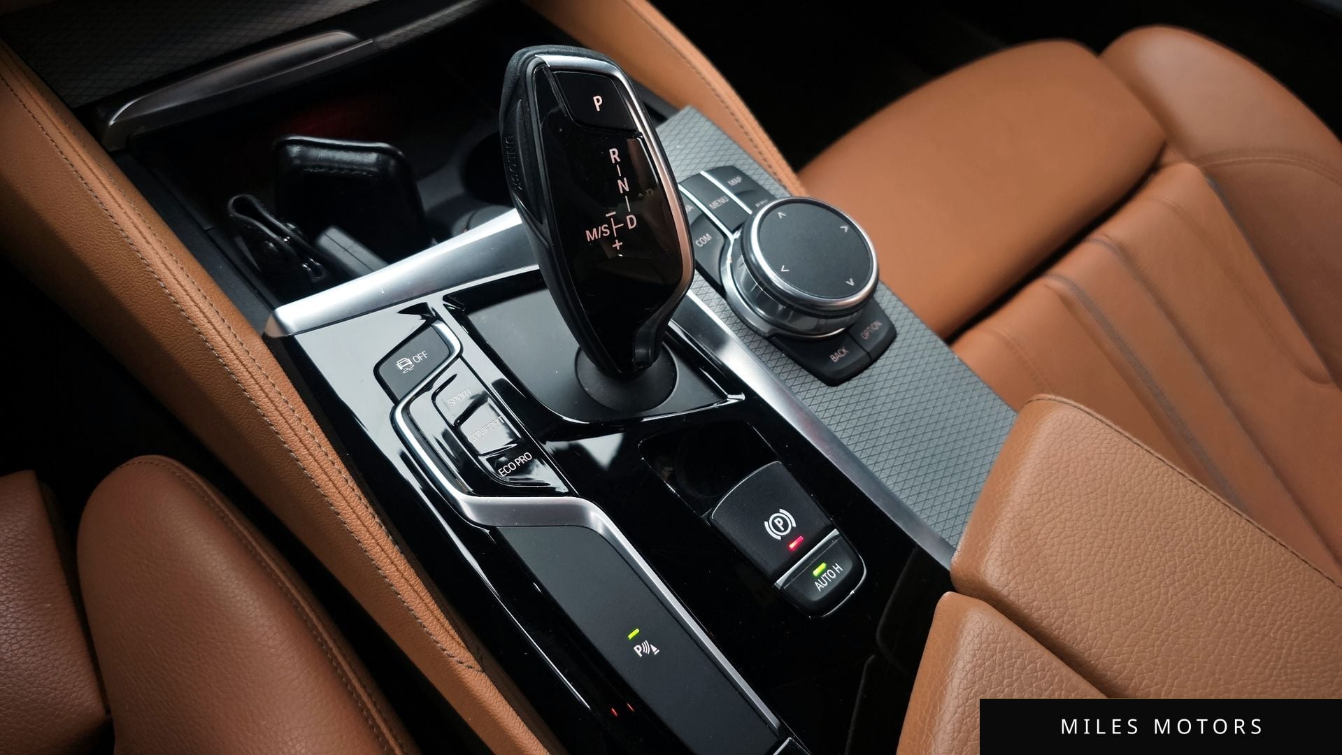 BMW 5 Series (G30) 2018 — миниатюра 9