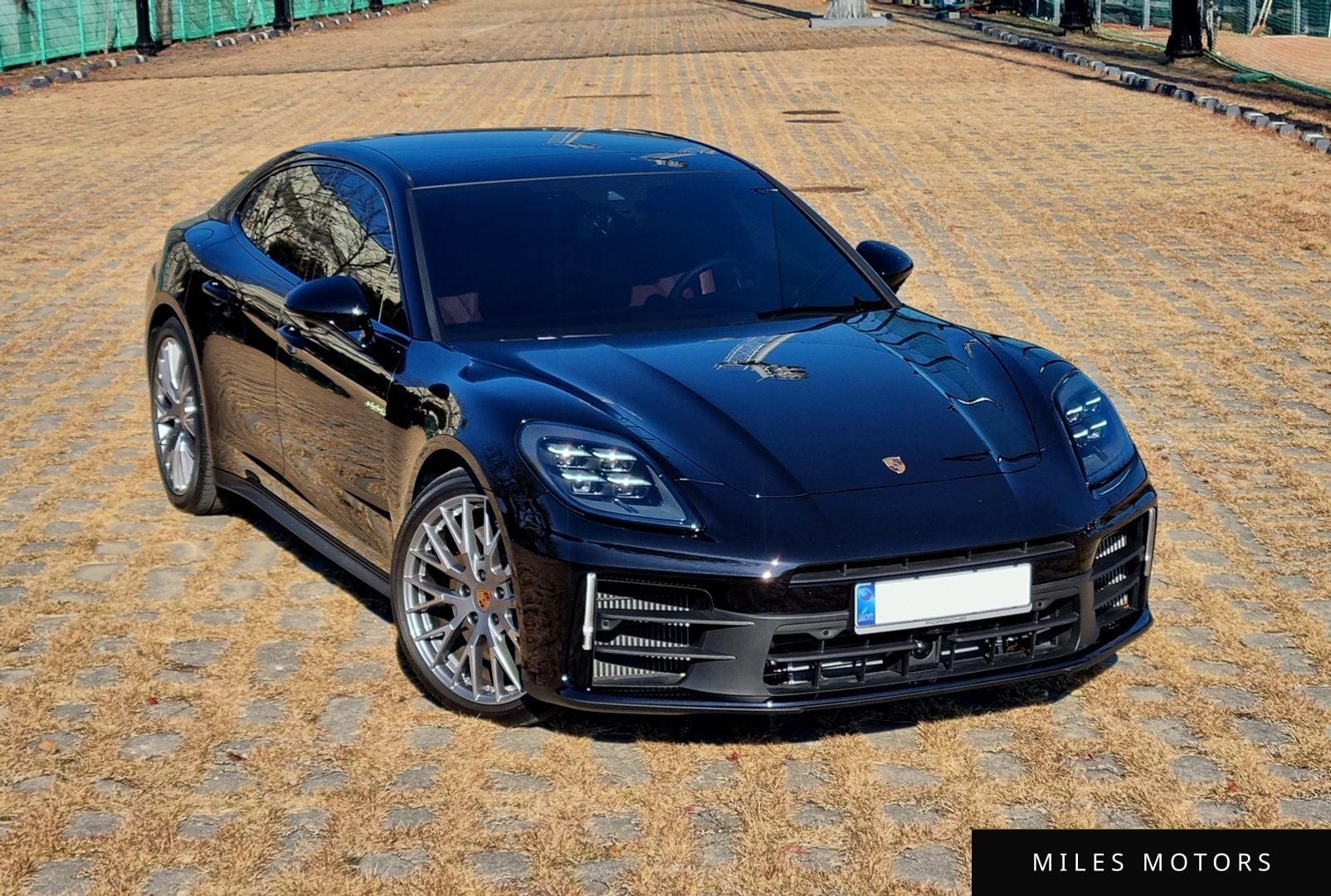 Porsche Panamera 2025 — миниатюра 2